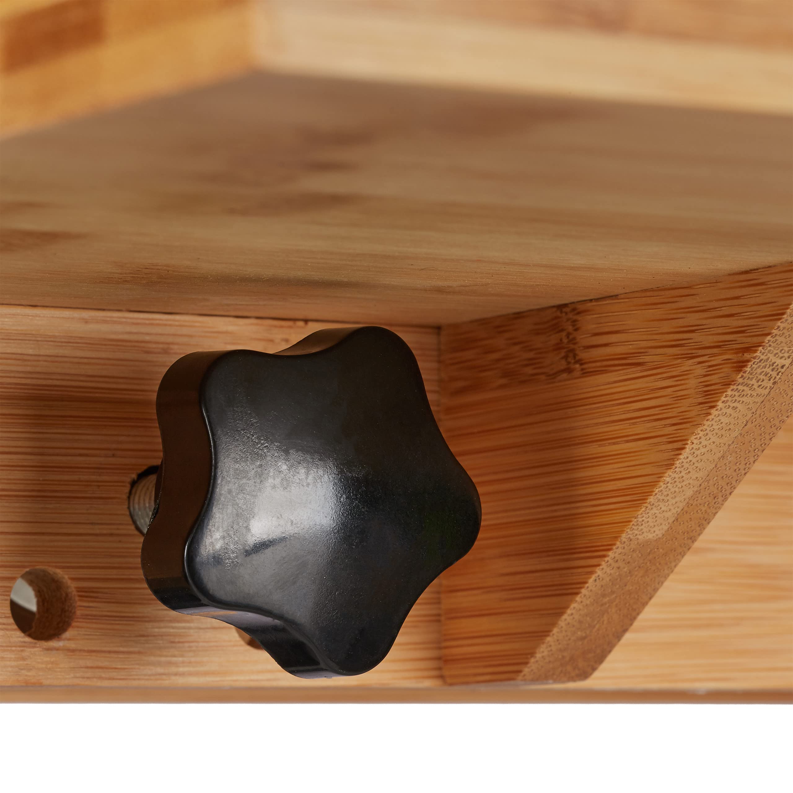 Relaxdays półka nocna, mini stolik do przymocowania, z bambusa, uchwyt na napoje Ø: 9 cm, praktyczny organizer.