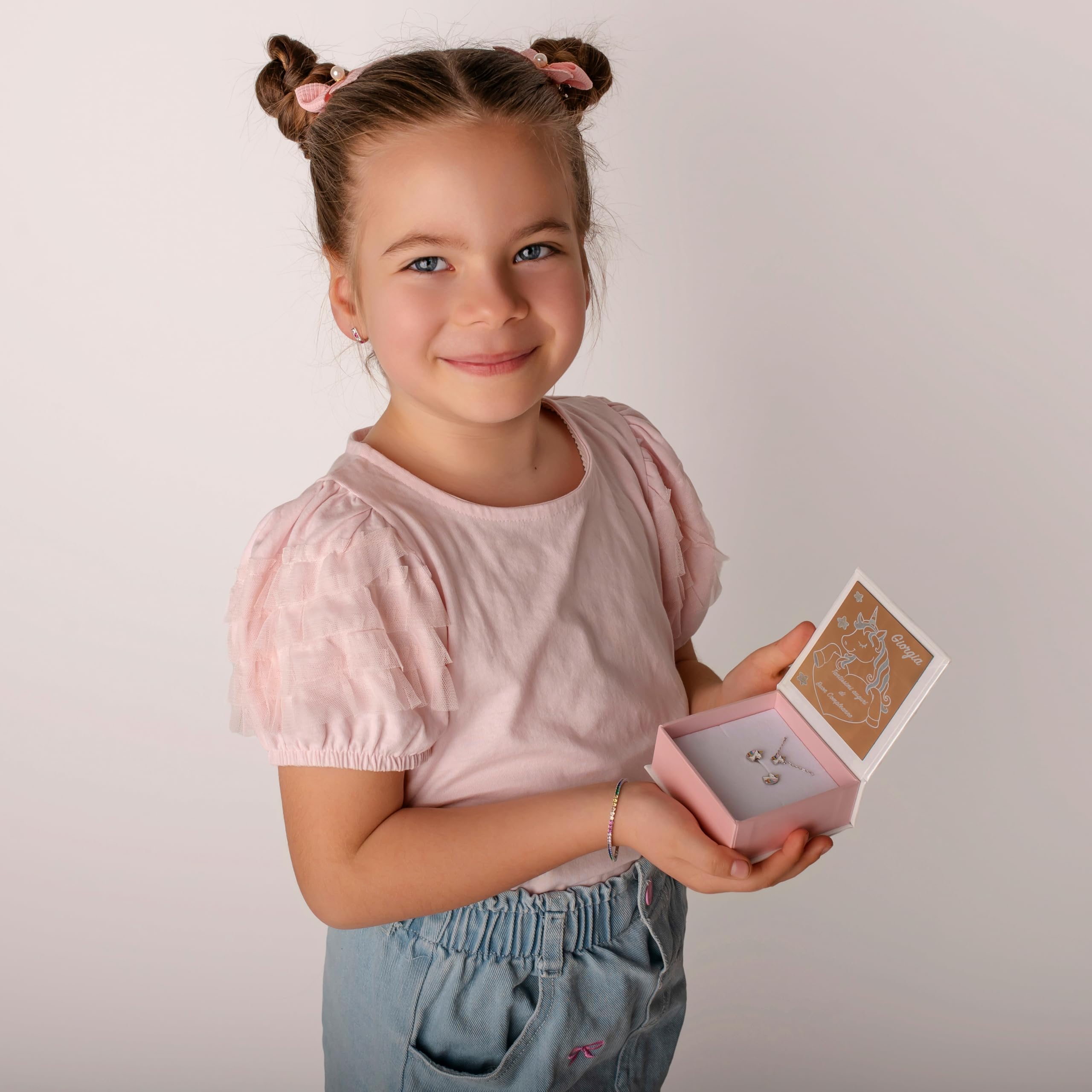 Sakrami Bracciale Oro 9 KT per Bambini con Piastrina Incidibile e Punto Luce – Gioiello Personalizzabile, Idea Regalo Nascita, Battesimo,  Comunione, Cresima