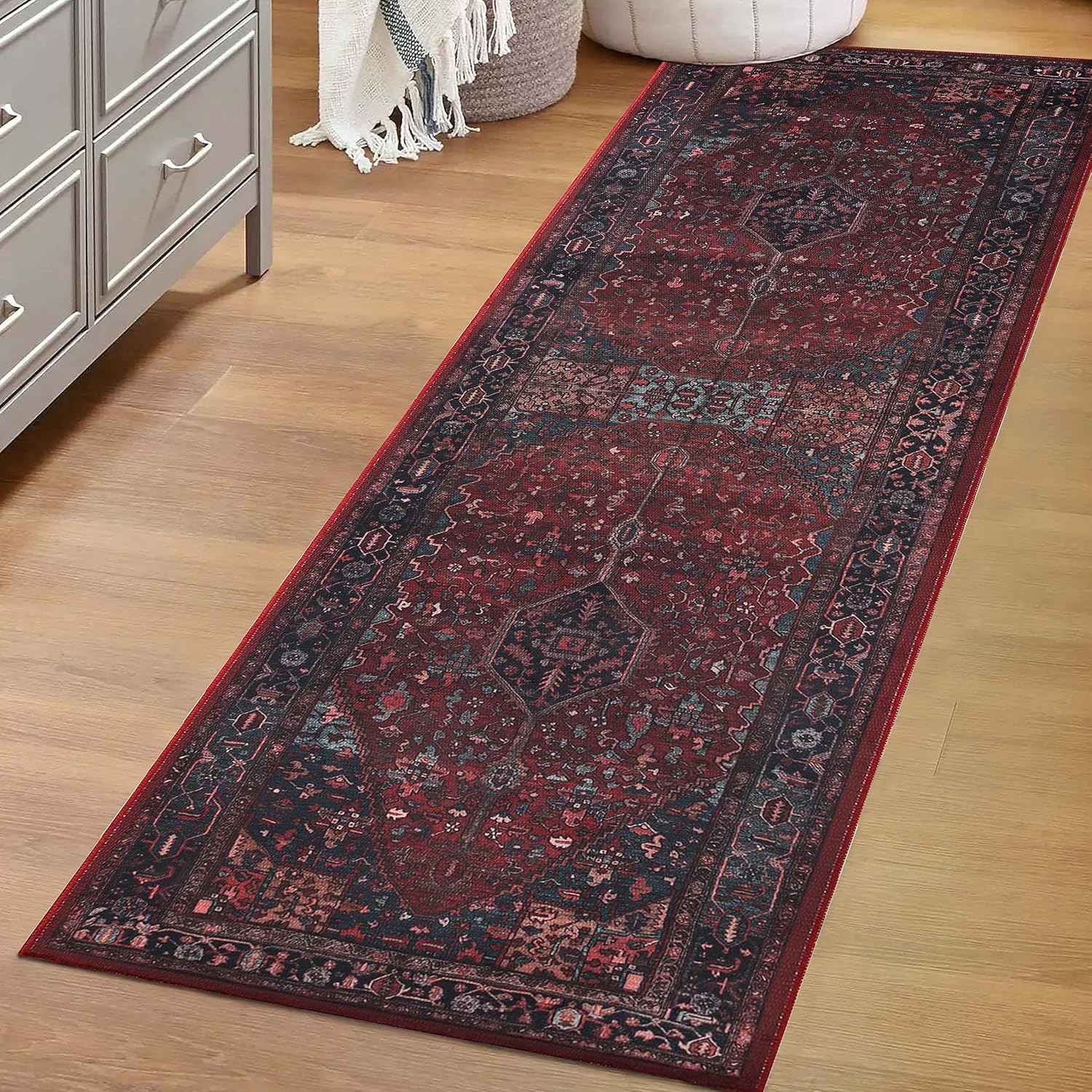 Alfombra de pasillo para cocina y dormitorio que resiste el juego de niños y mascotas
