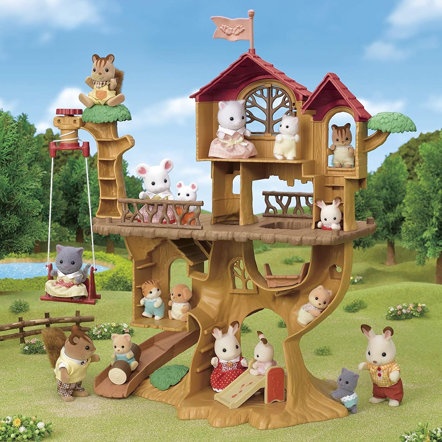 Sylvanian Families - La cabane dans les arbres - Set + de 3 accessoires - Plongez dans l'univers de la famille Sylvanian - Figurines animaux miniatures - Jouet enfant 3 ans et + - 5494