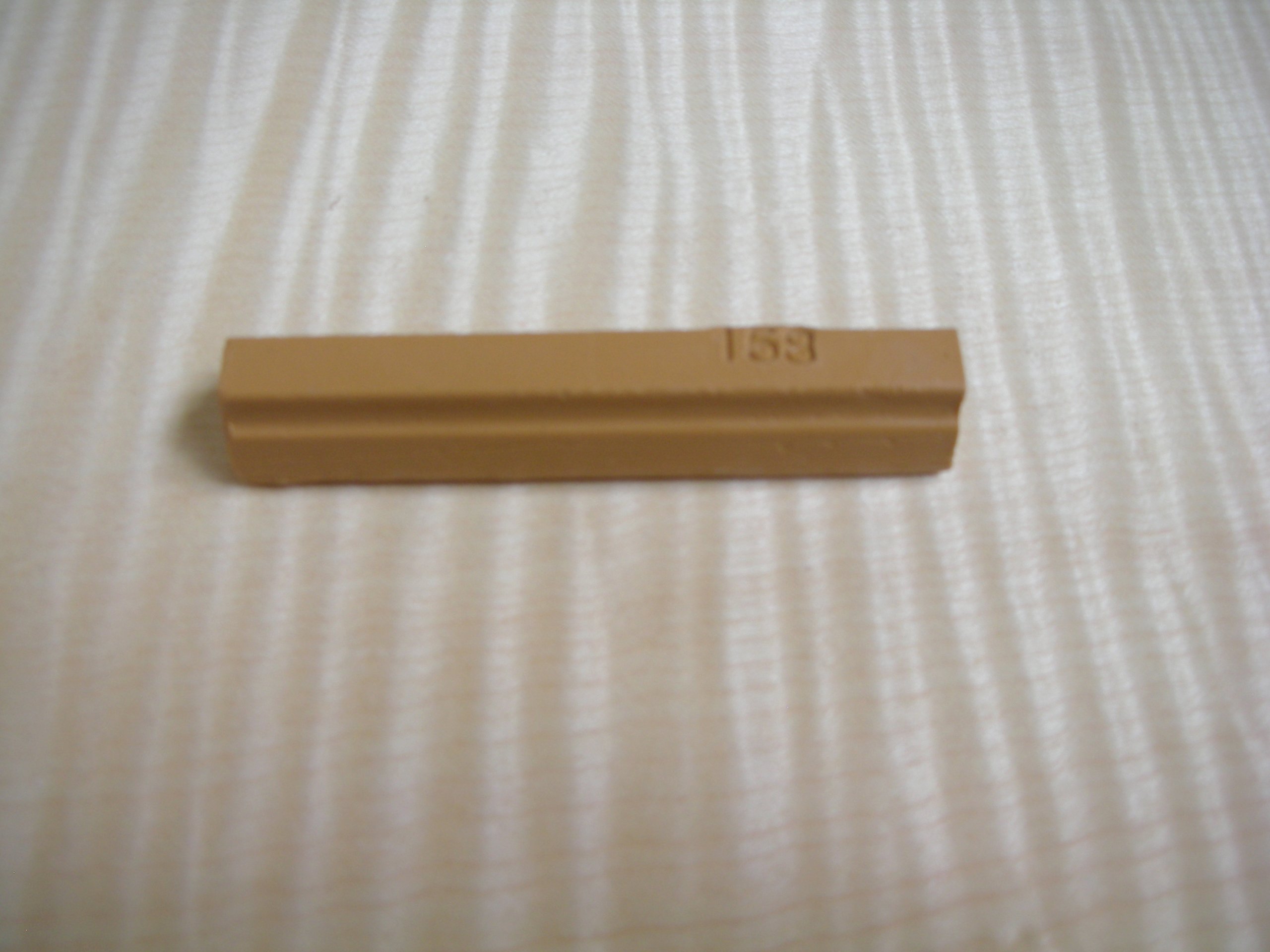 Veneers Online Ltd Dark No158 Beech Soft Wax Wood Filler Scratch Repair Stick