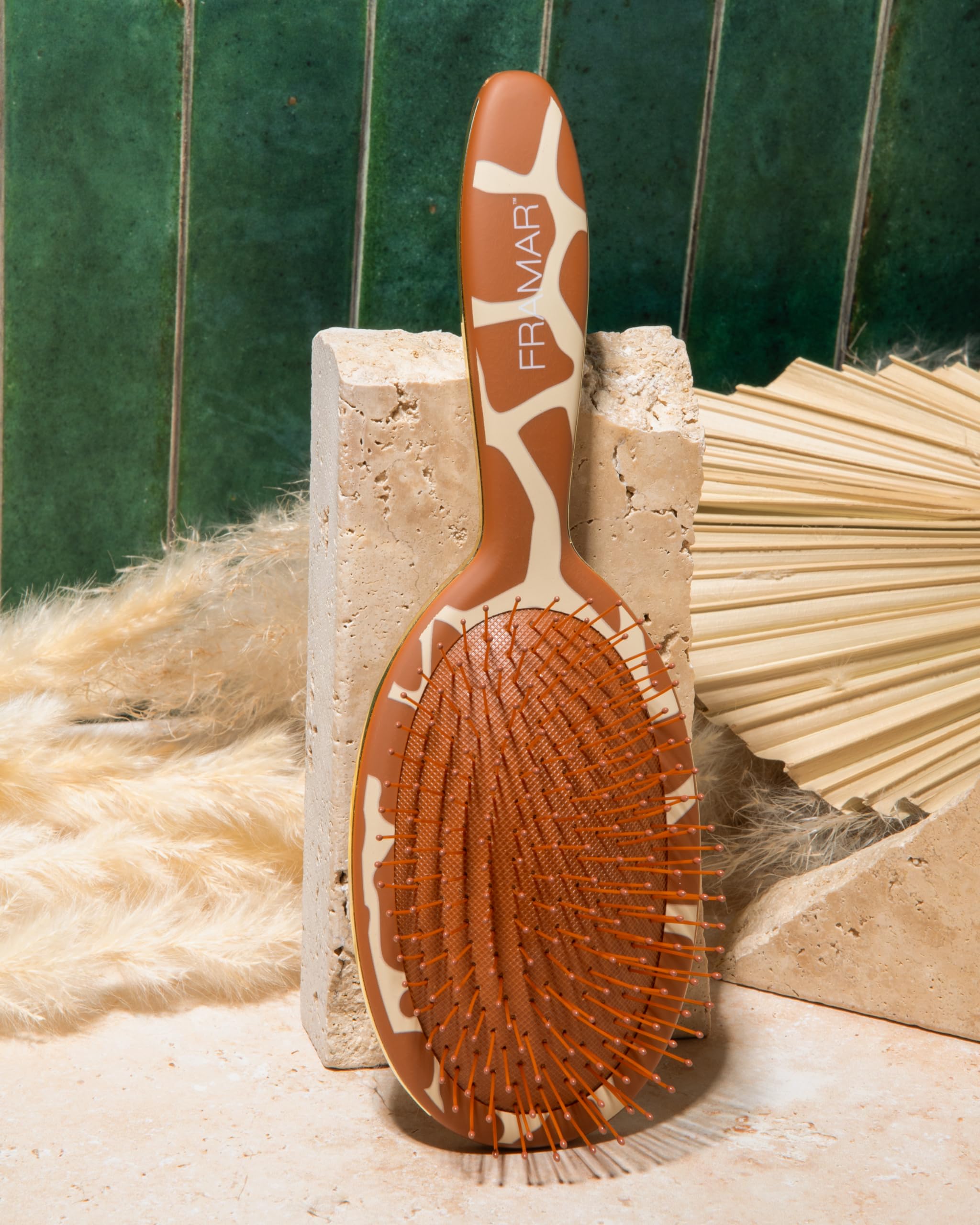 FRAMAR Detangle Hair Brush Women, Wet Hair Brush Detangler, Hairbrushes for Women Hairbrush, Effective Detangling - Image 3