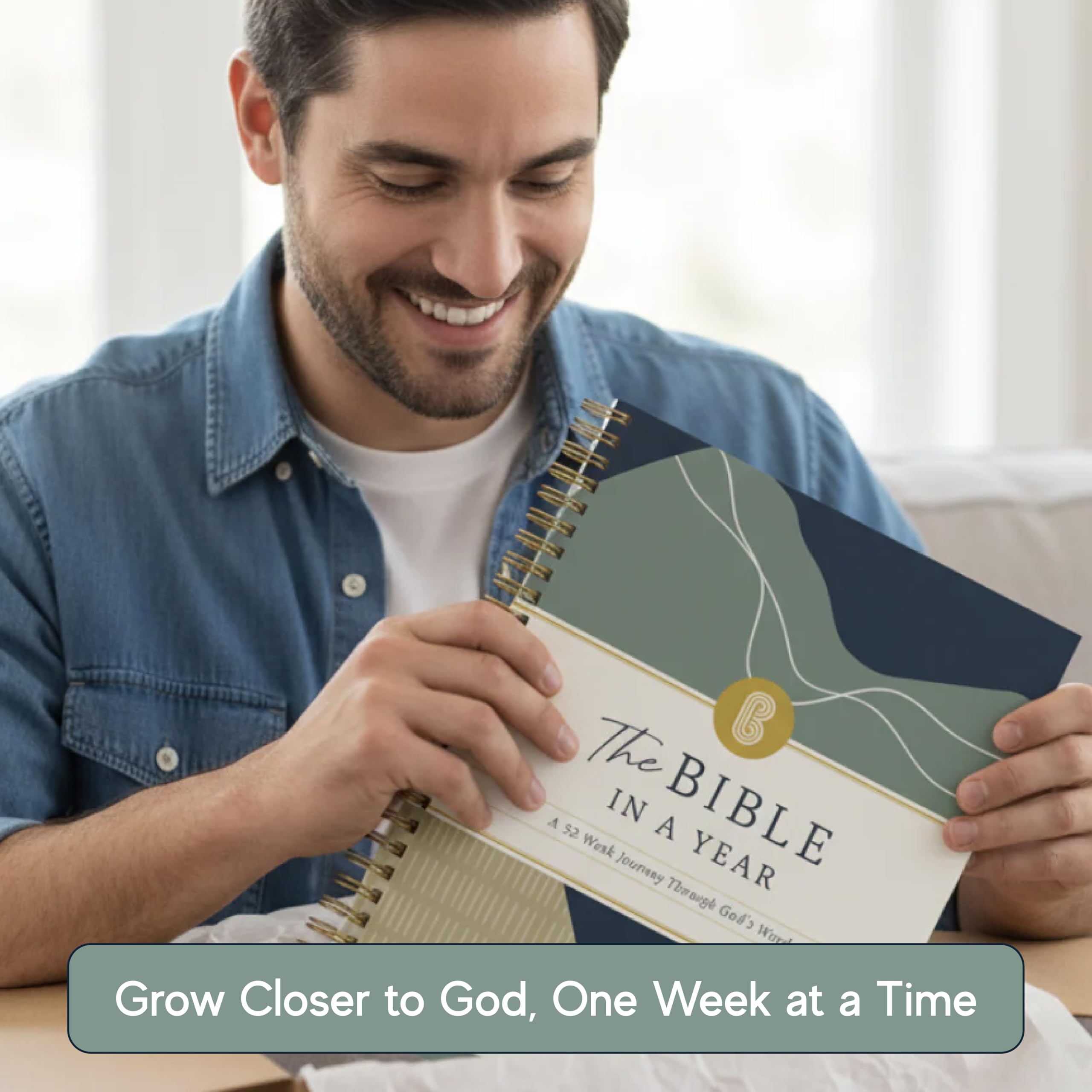 Official Spiral Bible The Bible in a Year | Studio biblico guidato di 52 settimane e piano di lettura giornaliero | Compagno spirituale e diario per adulti e adolescenti | Taccuino 21,6 x 27,9 cm |