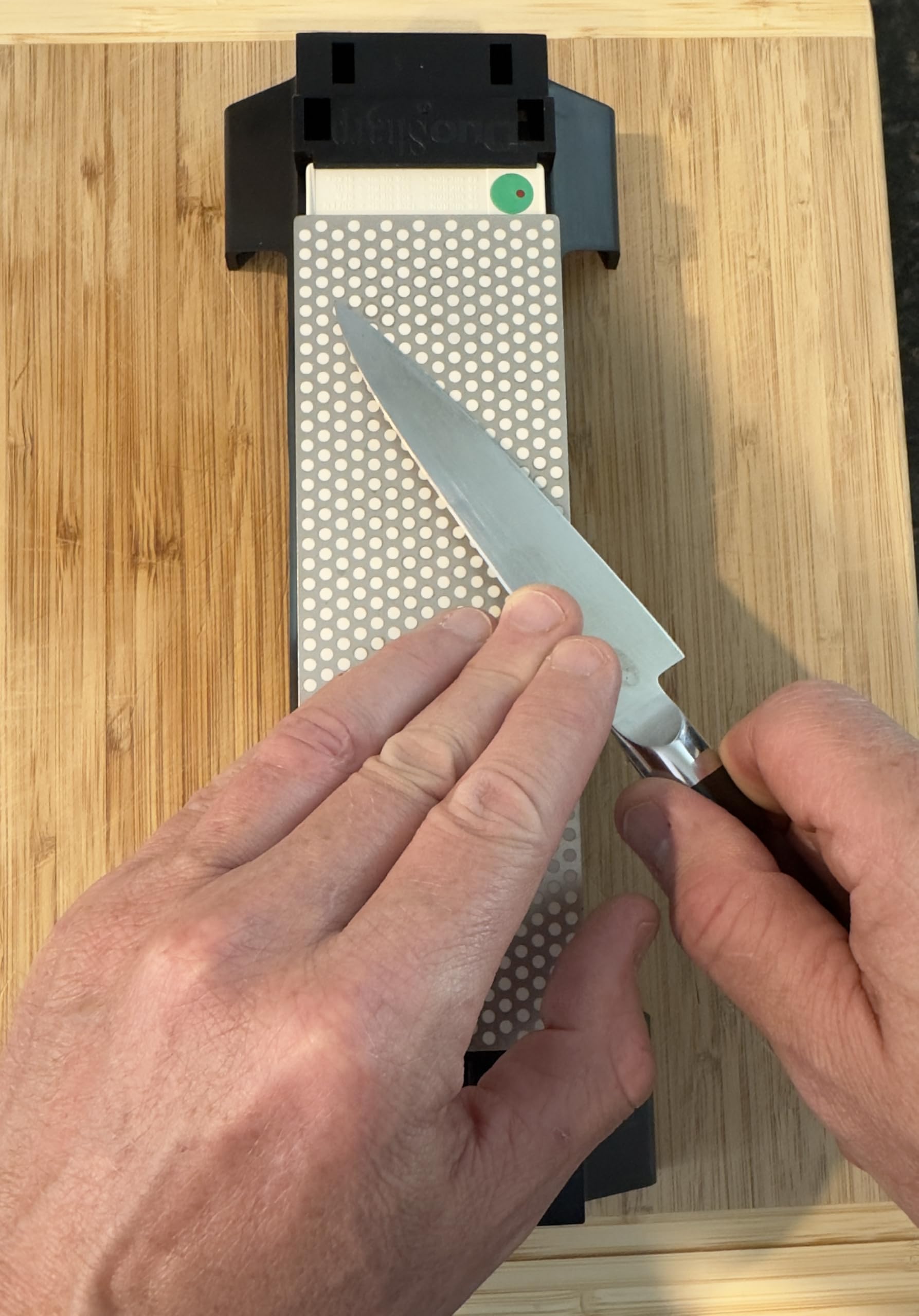 "DMT DuoSharp®-Schärfstein mit extrafeiner/feiner Hardcoat™-Oberfläche und Sockel (8""/20, 32 Cm), speziell für Keramikmesser, 1 Stück, W8EF-H-WB" mehrfarbig