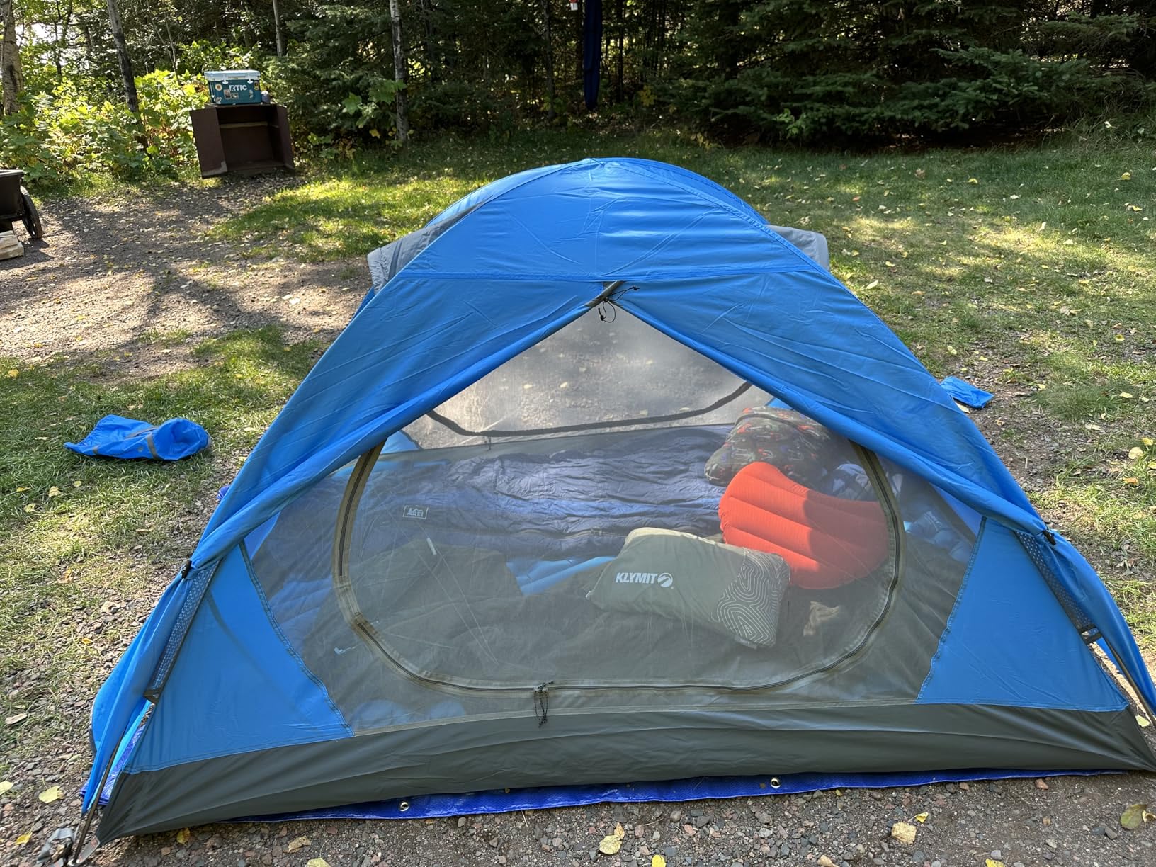 BISINNA 2/4 Person Camping Tent Lightweight Backpacking Tent Waterproof Windproof Two Doors Easy Setup Double Layer Outdoor Tents for Family Camping Hunting Hiking Mountaineering Travel customer photo 5