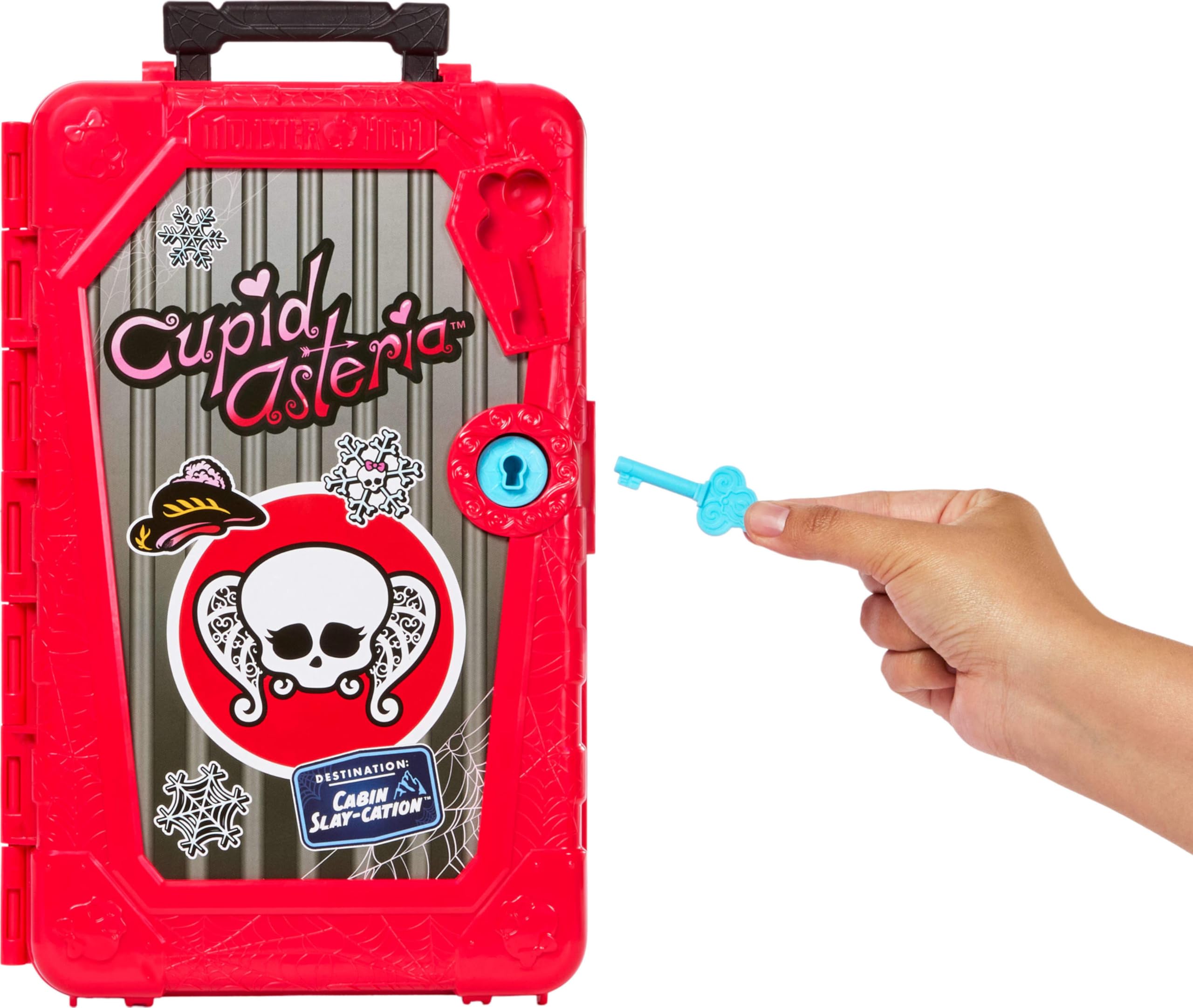 Monster High Skulltimate Secrets Cupid Asteria-Puppe und Zubehörset, Destination: Hütten-Gruselurlaub mit Koffer und über 19 Überraschungen wie Kleidung, JMG66