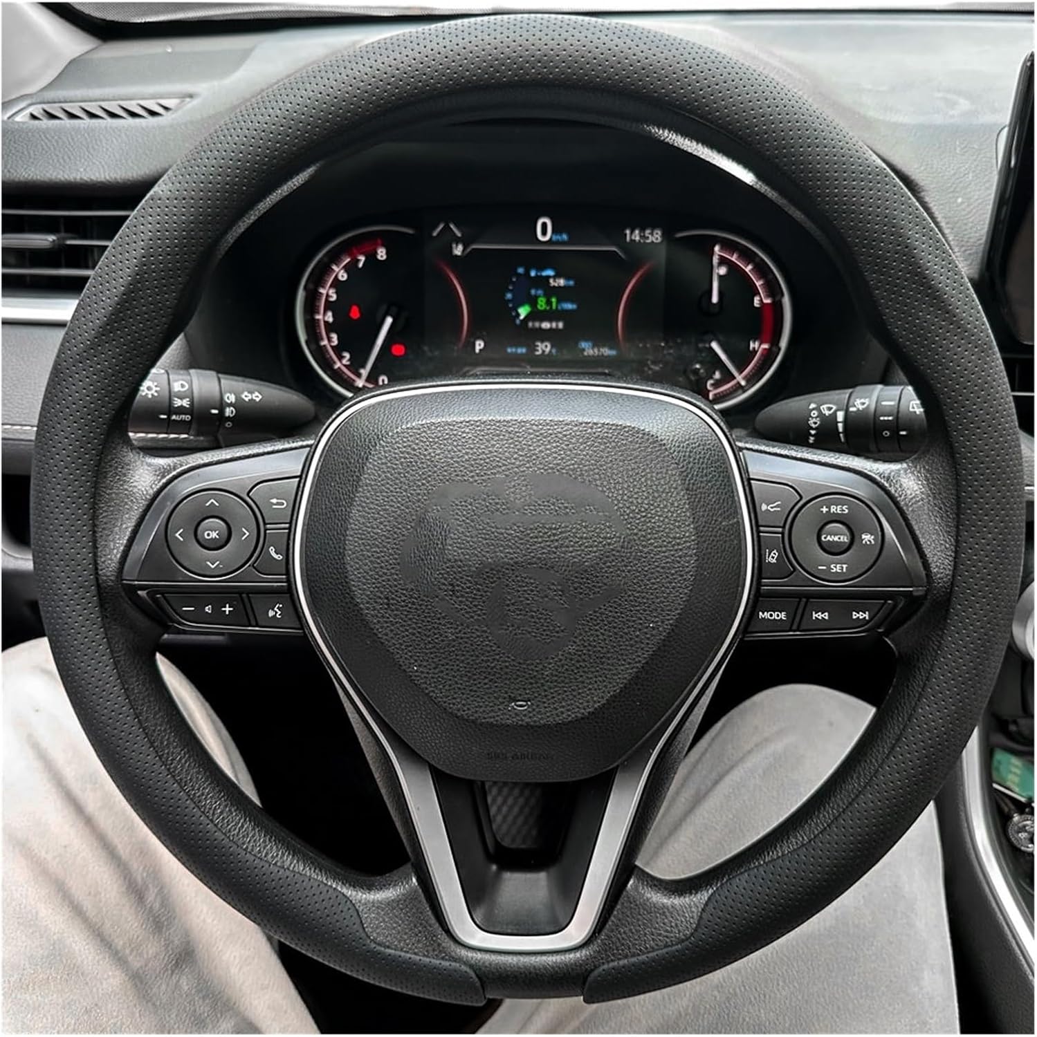 Steering Size 36-38cm Universal Non-Slip Round Breathable Leather Car Steering Wheel Cover Protector Suitable Fit for Auto Accessories(Brown)