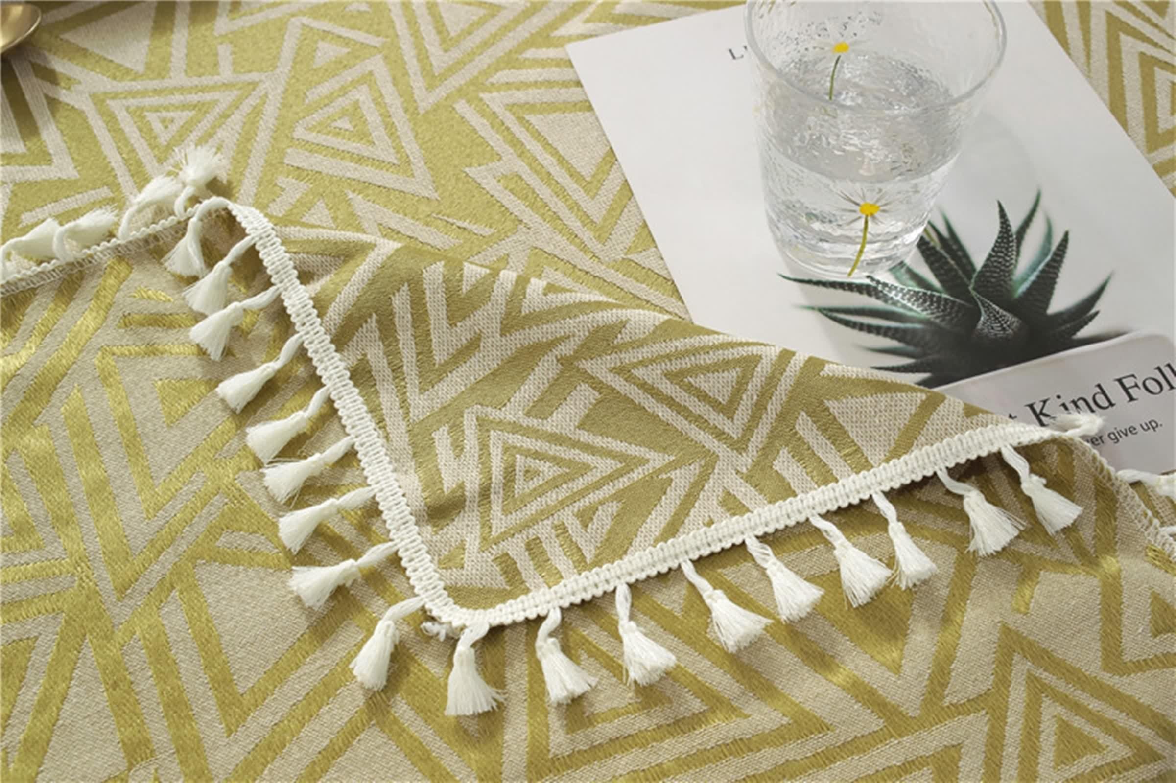 Funda de mesa de cocina elegante, mantel rectangular elegante amarillo verde poliéster jacquard con triángulo decorativo 140 x 200 cm para fiesta