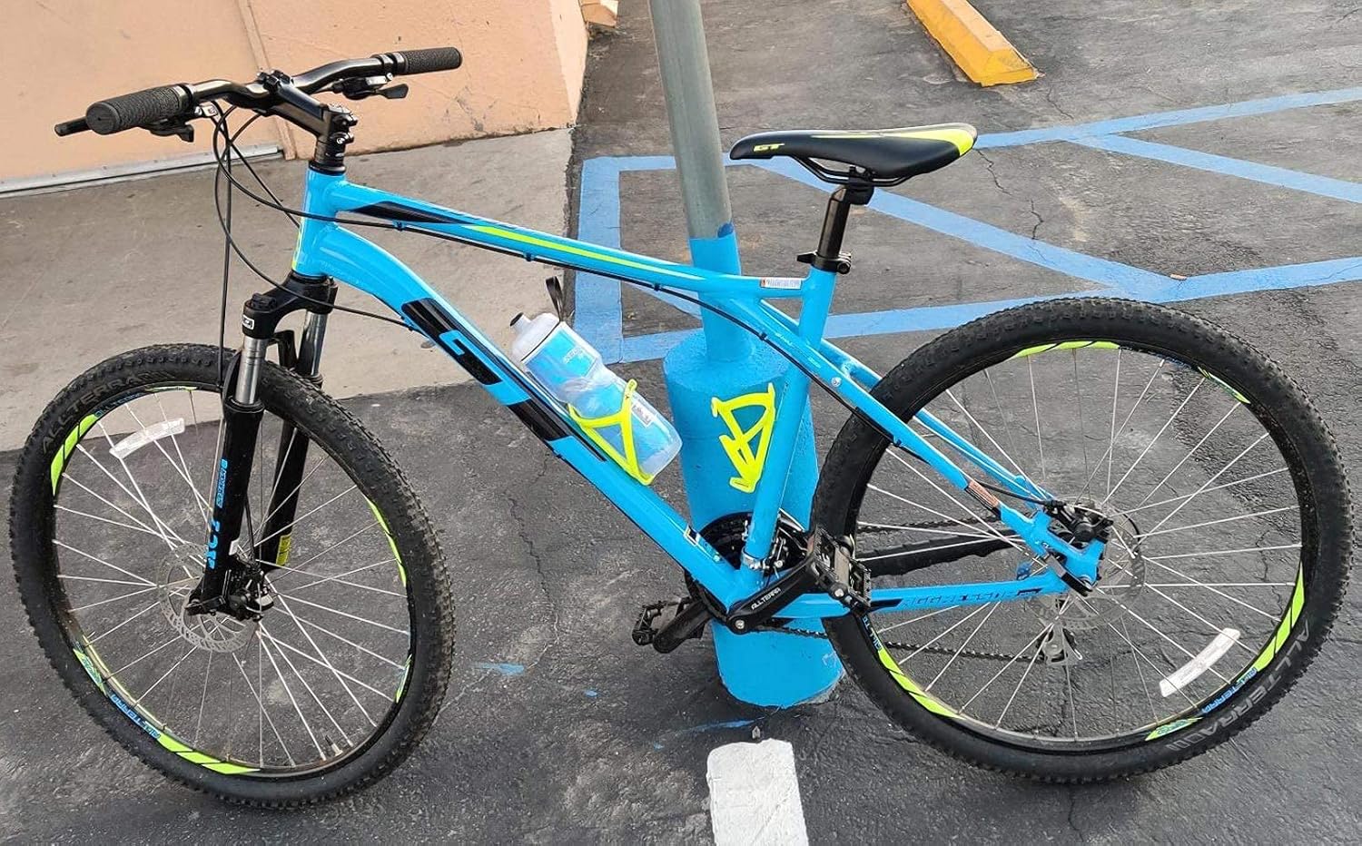 corki Bike Water Bottle Holder, Bicycle Water Bottle Cage for Road Bikes Mountain Bikes : Sports & Outdoors