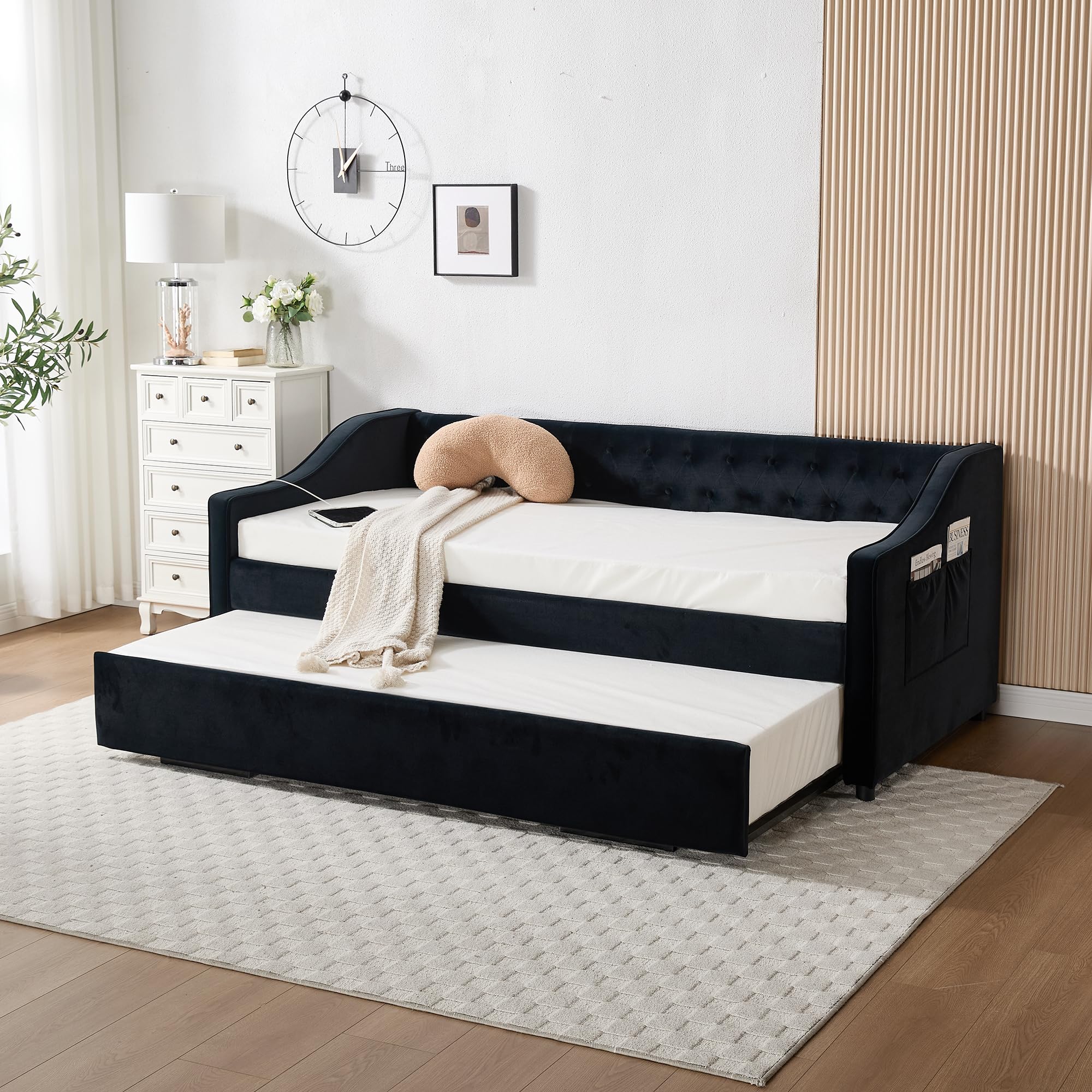 DNYN Button Tufted Design Daybed with Pop-up Trundle & USB Ports for Bedroom Guest Room, Space-Saving Twin Size Velvet Sofabed Frame with Side Storage