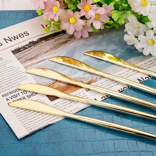 Miniatura 2 de U-QE 180 cuchillos de plástico dorados, cubiertos desechables de plástico resistente, cuchillos pesados, cubiertos dorados perfectos para fiestas,