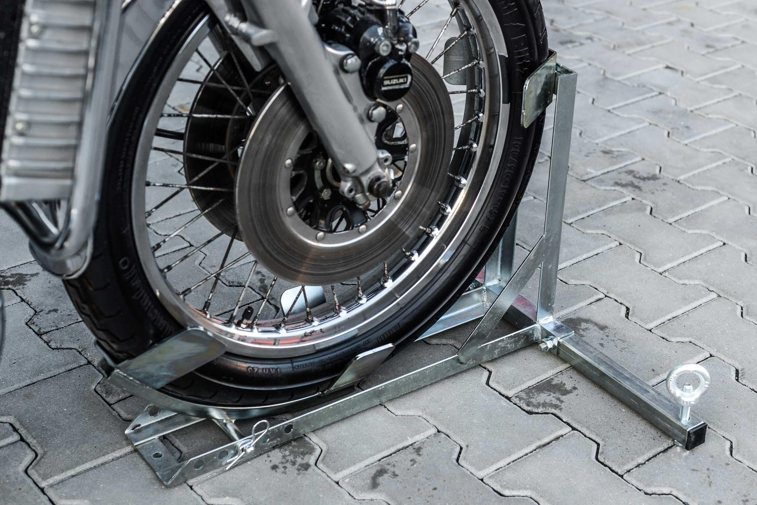 Motorradwippe Motorradständer Radwippe Transportständer für vorne HLP schwarz