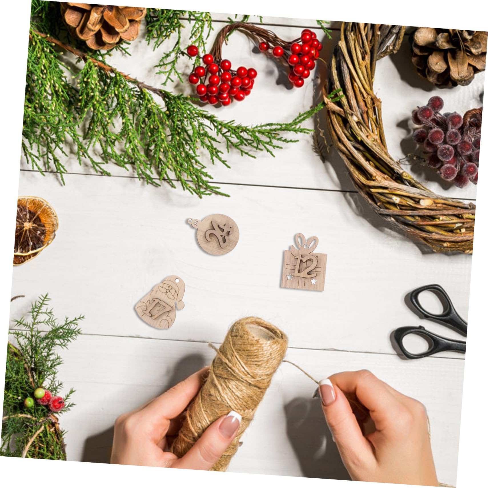 24 Pièces Décorations en Bois Étiquettes pour Calendrier de Compte à Rebours Décorations de Noël à Suspendre pour Sacs Articles de Noël