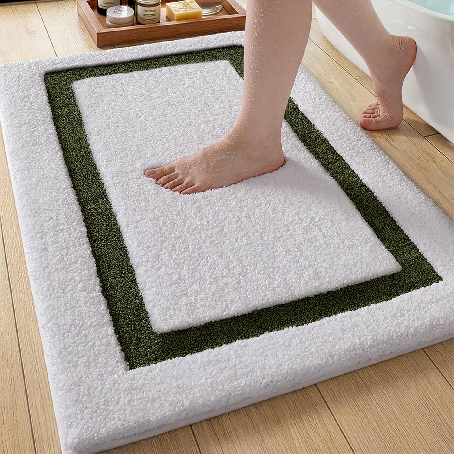 COLOR&GEOMETRY Bath Mat 40 x 60 cm, Absorbent Microfibre Bath Rug, Non-Slip Bathroom Floor Mat, Machine Washable Shower Rug — image 1
