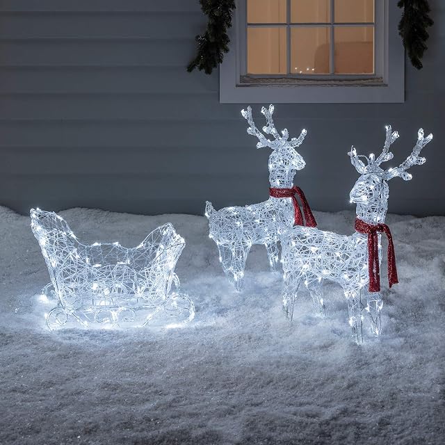 Lights4fun Outdoor Battery Operated Reindeer & Sleigh Christmas Light Up Acrylic Figure Garden Decoration with 240 White LEDs & Timer