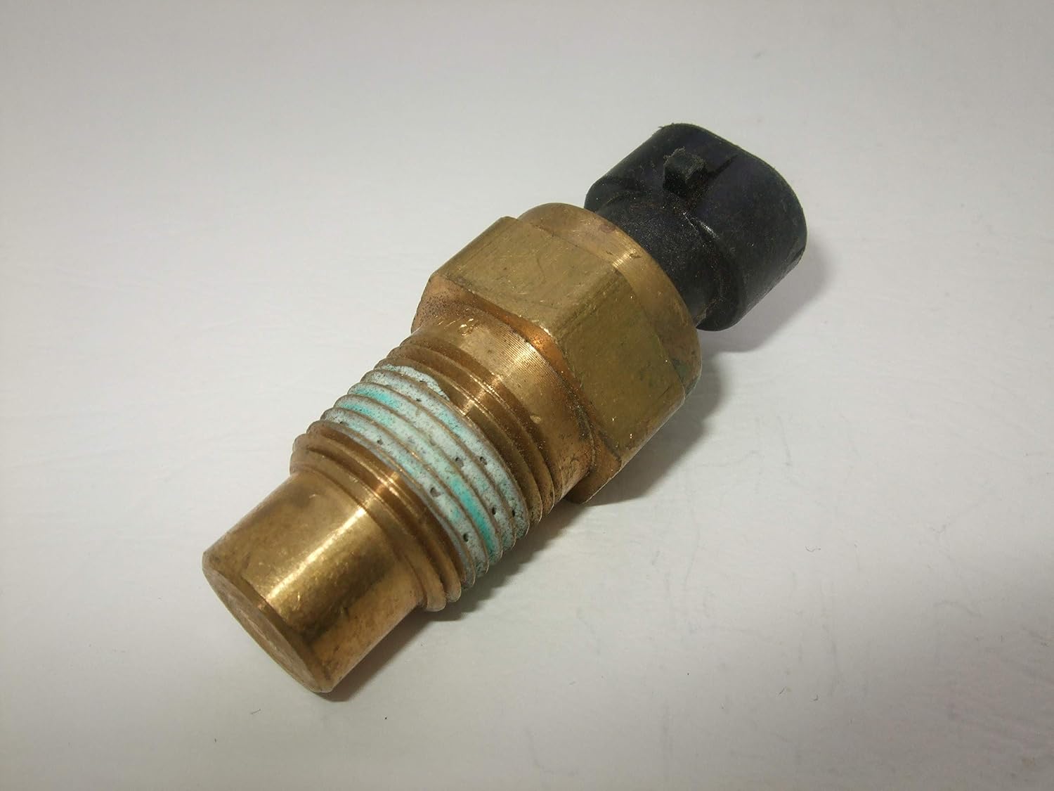 Genuine Chrysler 5226374 Coolant Temperature Sensor