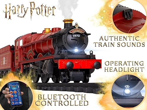 Miniatura 11 de Lionel Hogwarts Express Battery O Gauge - Juego de tren de juguete con control remoto, locomotora, vagones de tren y pista con sonidos auténticos de