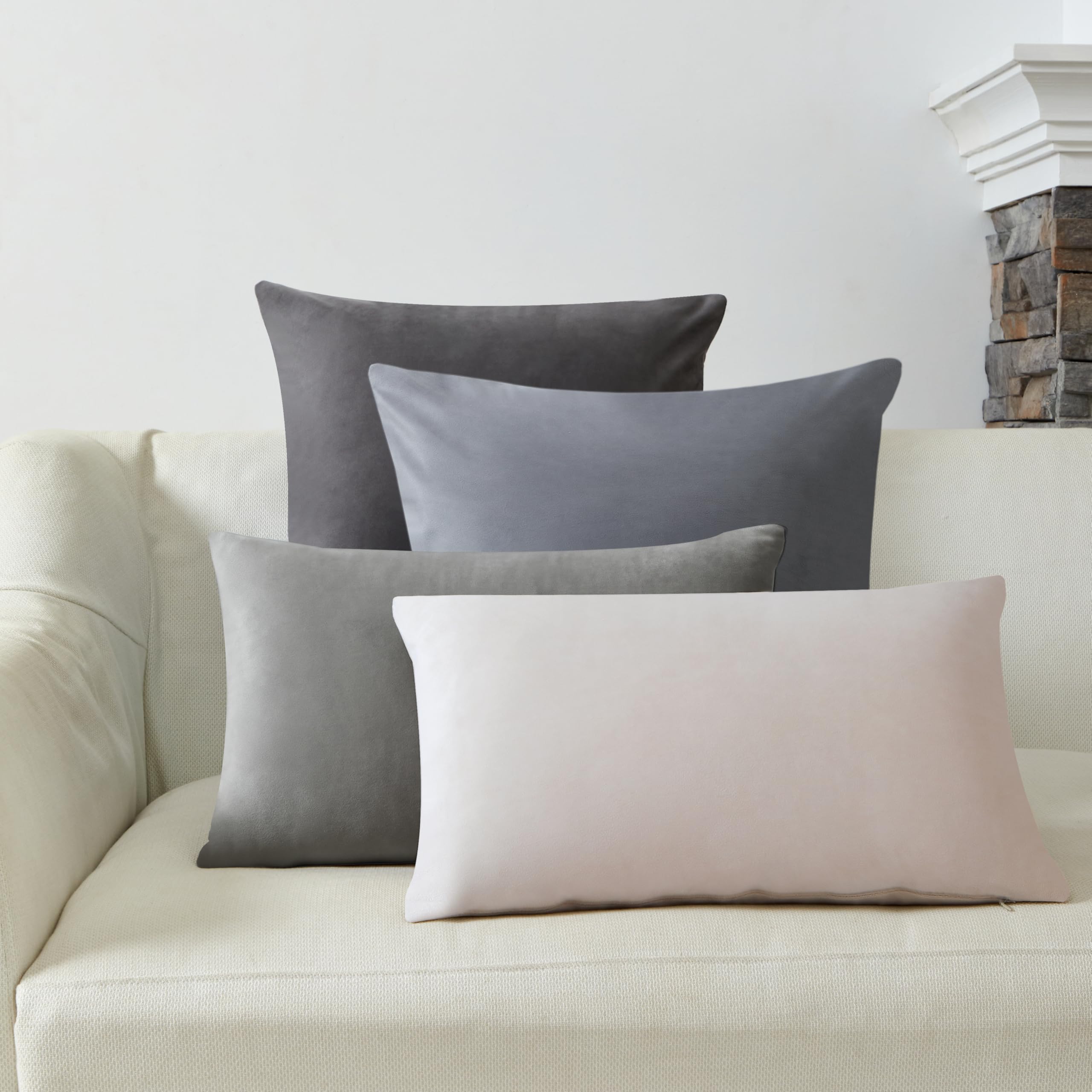 4er Set Kissen-Bezug mit Füllung Creme, Modell Sami, Luxus Kordsamt Sofakissen samt Couchkissen Dekokissen Zierkissen Kopfkissen, mit verstecktem Reisverschluss, weich & angenehm