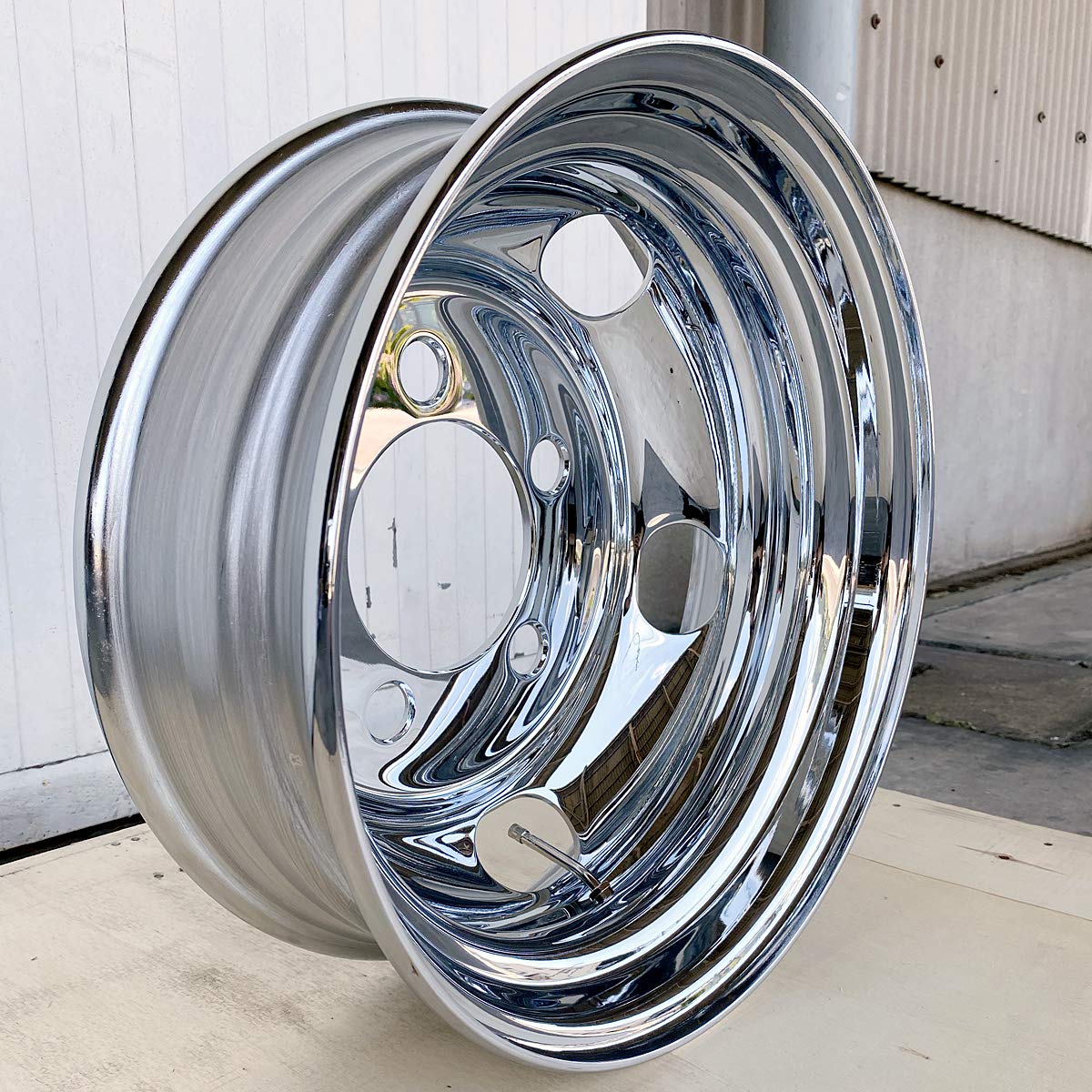 Amazon | メッキホイール 17.5×5.25 5穴 2t トラック オフセット115