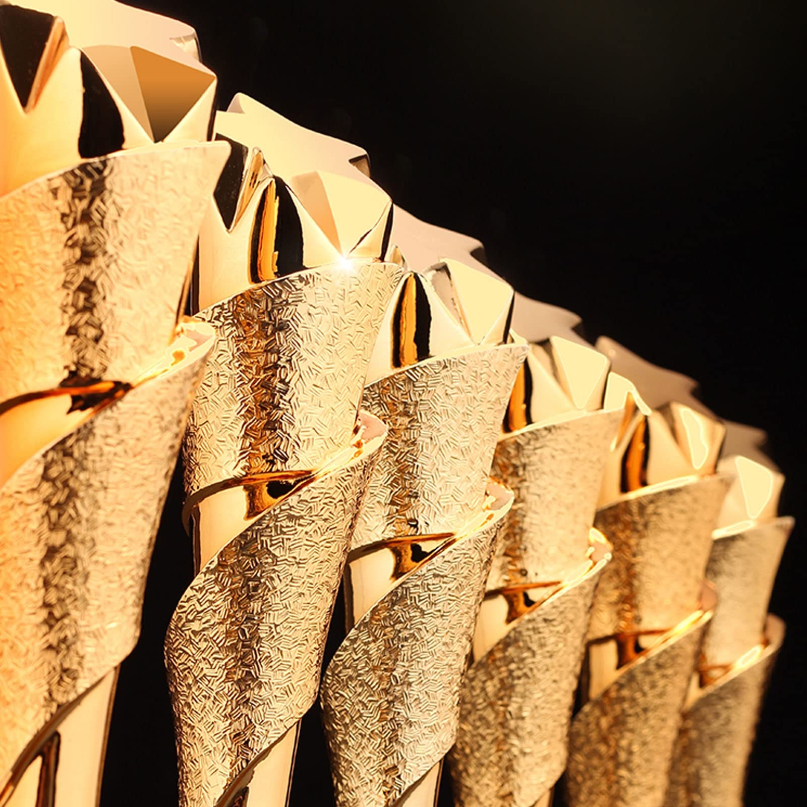 Trophée d'or Trophée De L'excellent Employé Trophée De La Réunion Annuelle Trophée De L'étoile Contenu Personnalisable