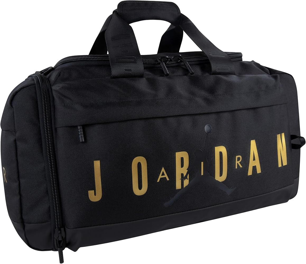 新品タグ付き✨NIKE Jordan ボストンバッグ ブラック ゴールド ロゴ NIKE Jordan ボストンバッグ ブラックゴールドロゴ 新品タグ付き