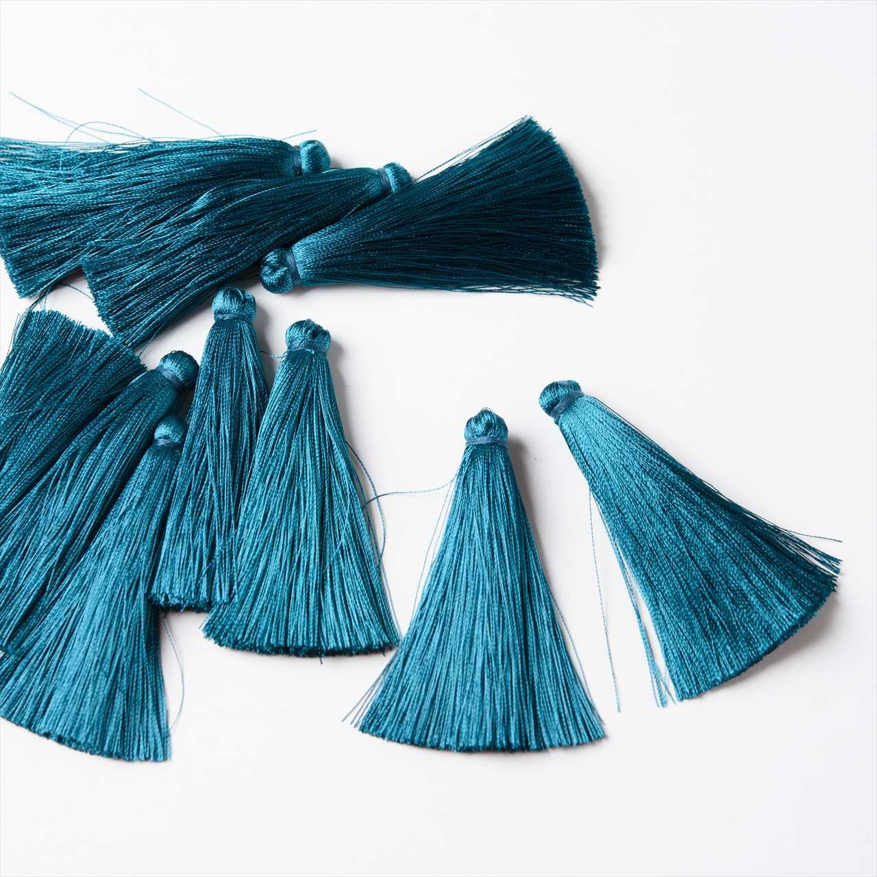 Amazon.co.jp: 紗や工房 タッセル ロングタッセル 73mm アクアマリン