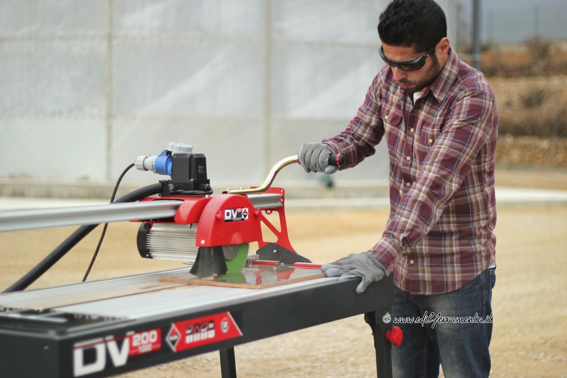 Rubi - Dv-200 1000 230V-50Hz (54911) : Amazon.co.uk: DIY & Tools