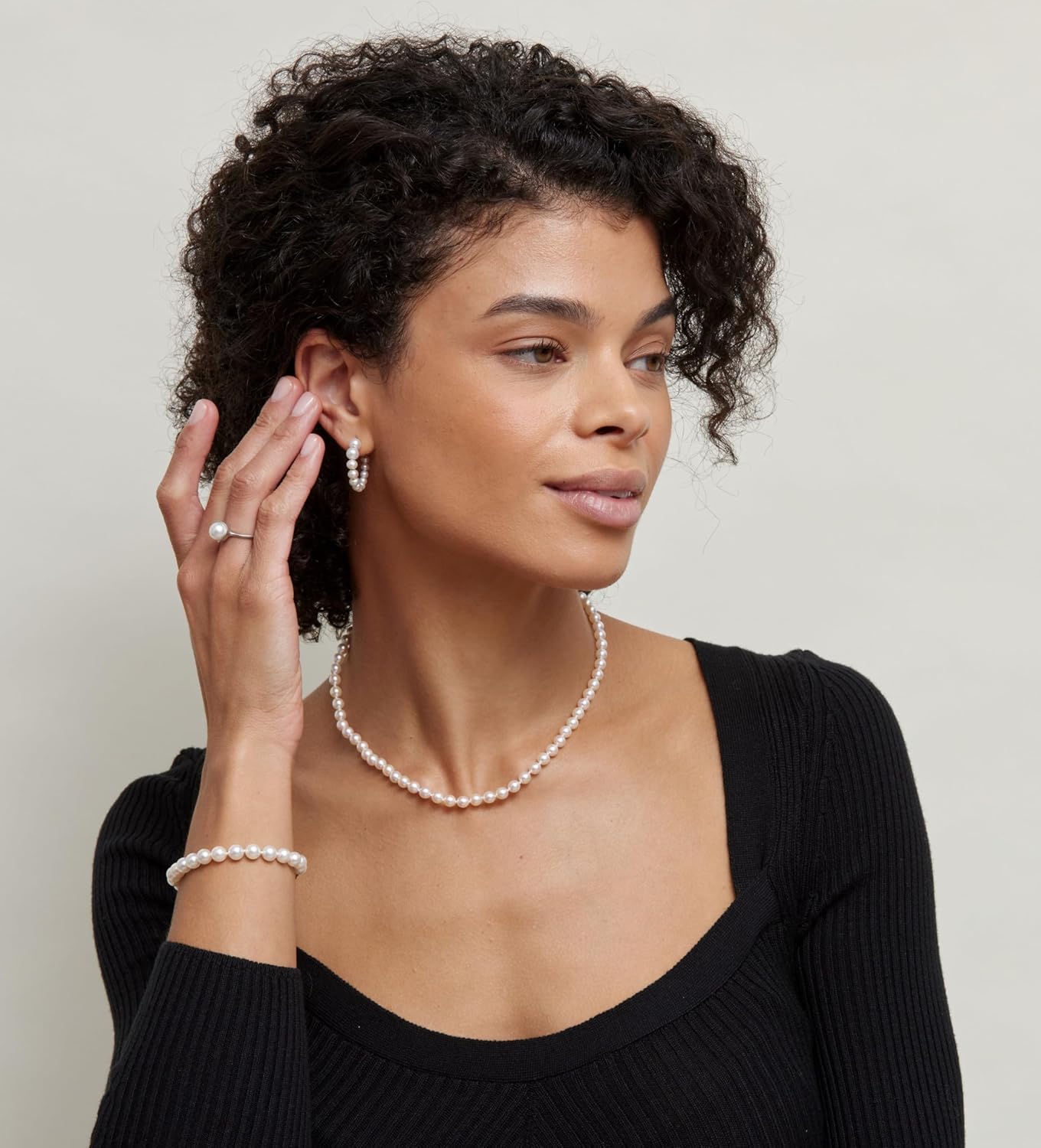 The Pearl Source 14K Gold AAA Quality Round Genuine White Japanese Akoya Saltwater Cultured Pearl Necklace for Women