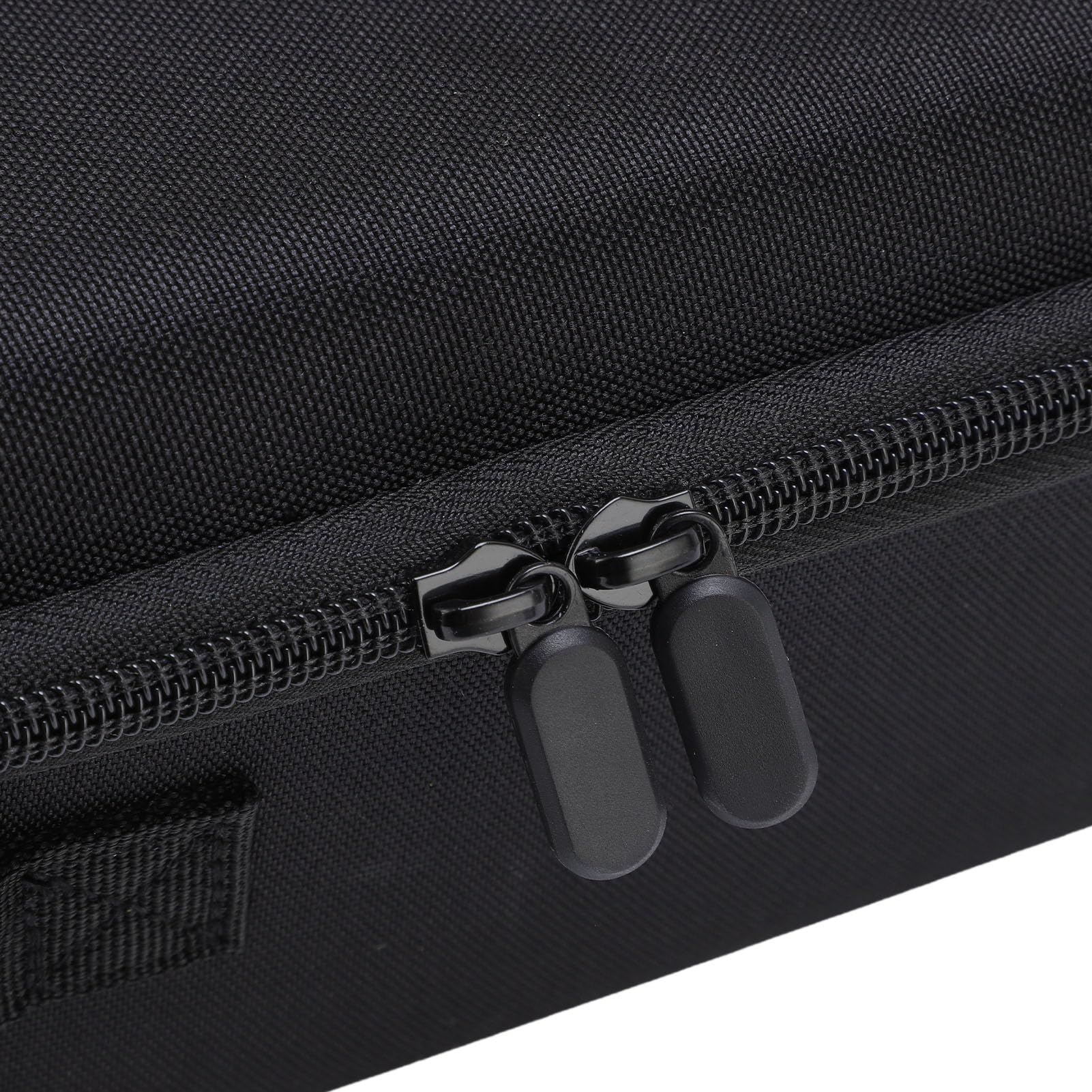 CHICIRIS Estuche de Transporte para Controlador Inalámbrico, Bolsa de Almacenamiento de Viaje Portátil, Carcasa Dura de EVA, Resistente Al Agua, a Prueba de Golpes, Forro Suave Protector (Black)