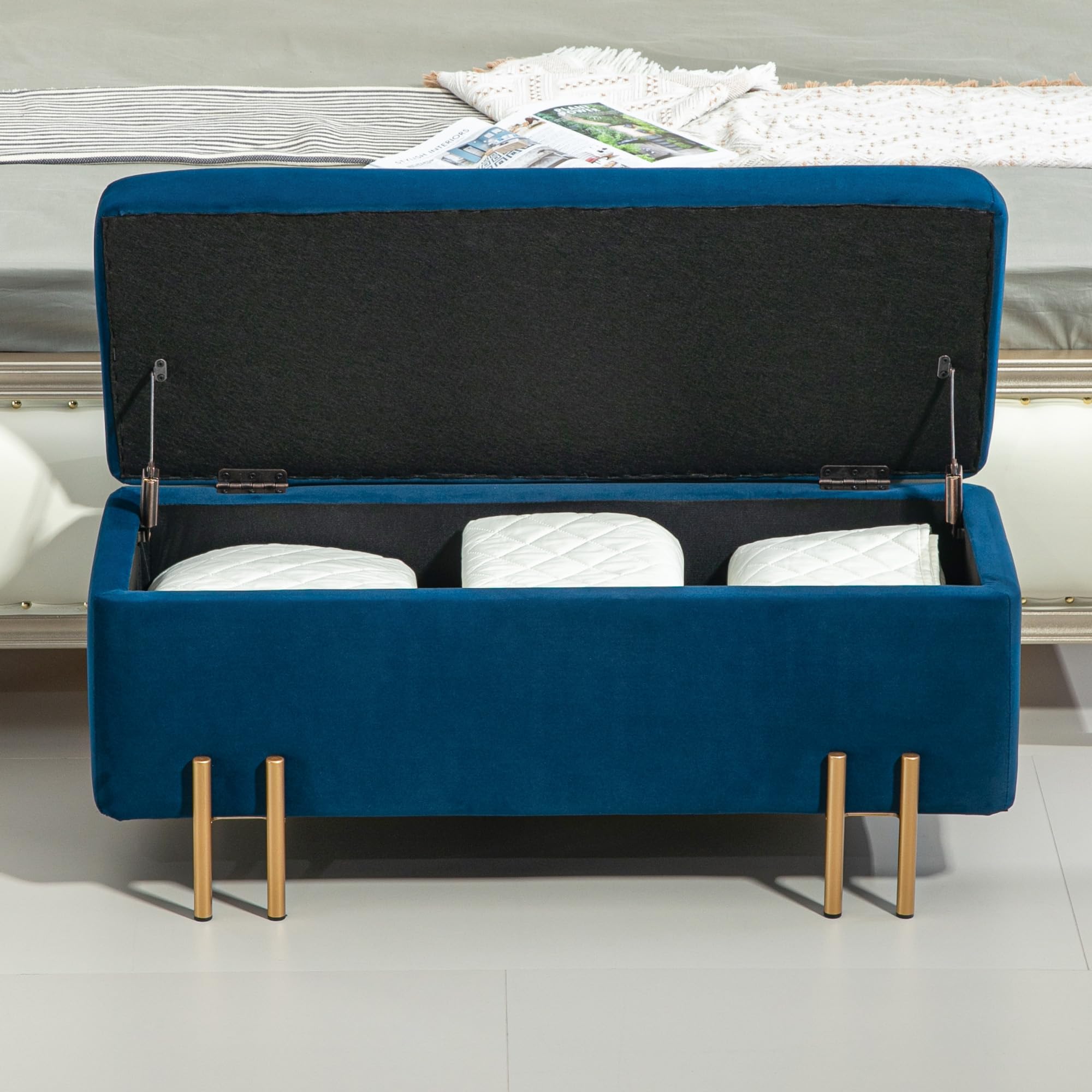 HOMCOM Sitzbank mit Stauraum Polsterbank mit Samtoptik, Sitztruhe mit Metallbeine, Truhenbank für Wohnzimmer Schlafzimmer Flur 100 x 40 x 42 cm, Blau