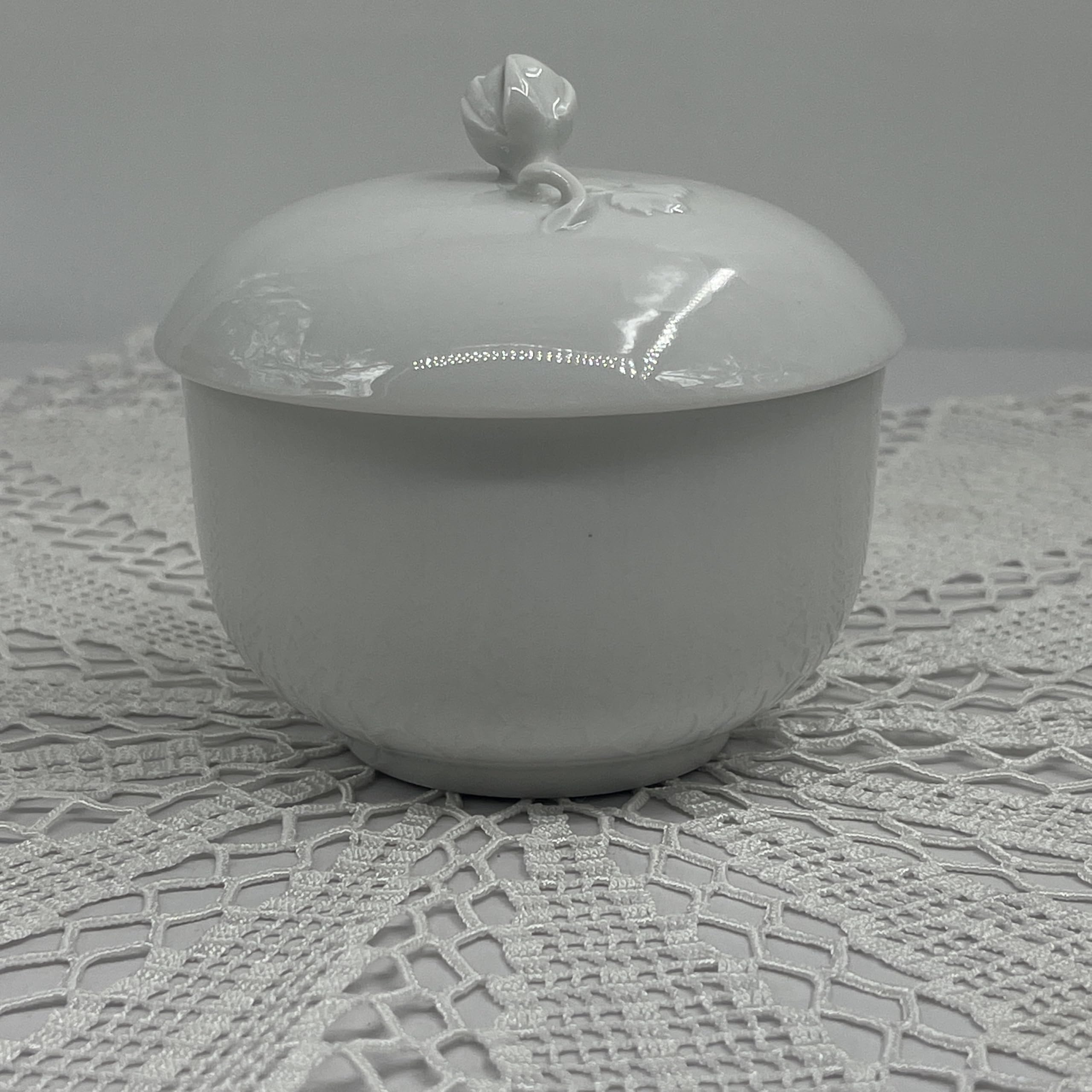 Generisch Meissen Zuccheriera in porcellana con coperchio bianco Nelle spade sono 4 tagli larghi 9,5 cm e alti 6 cm