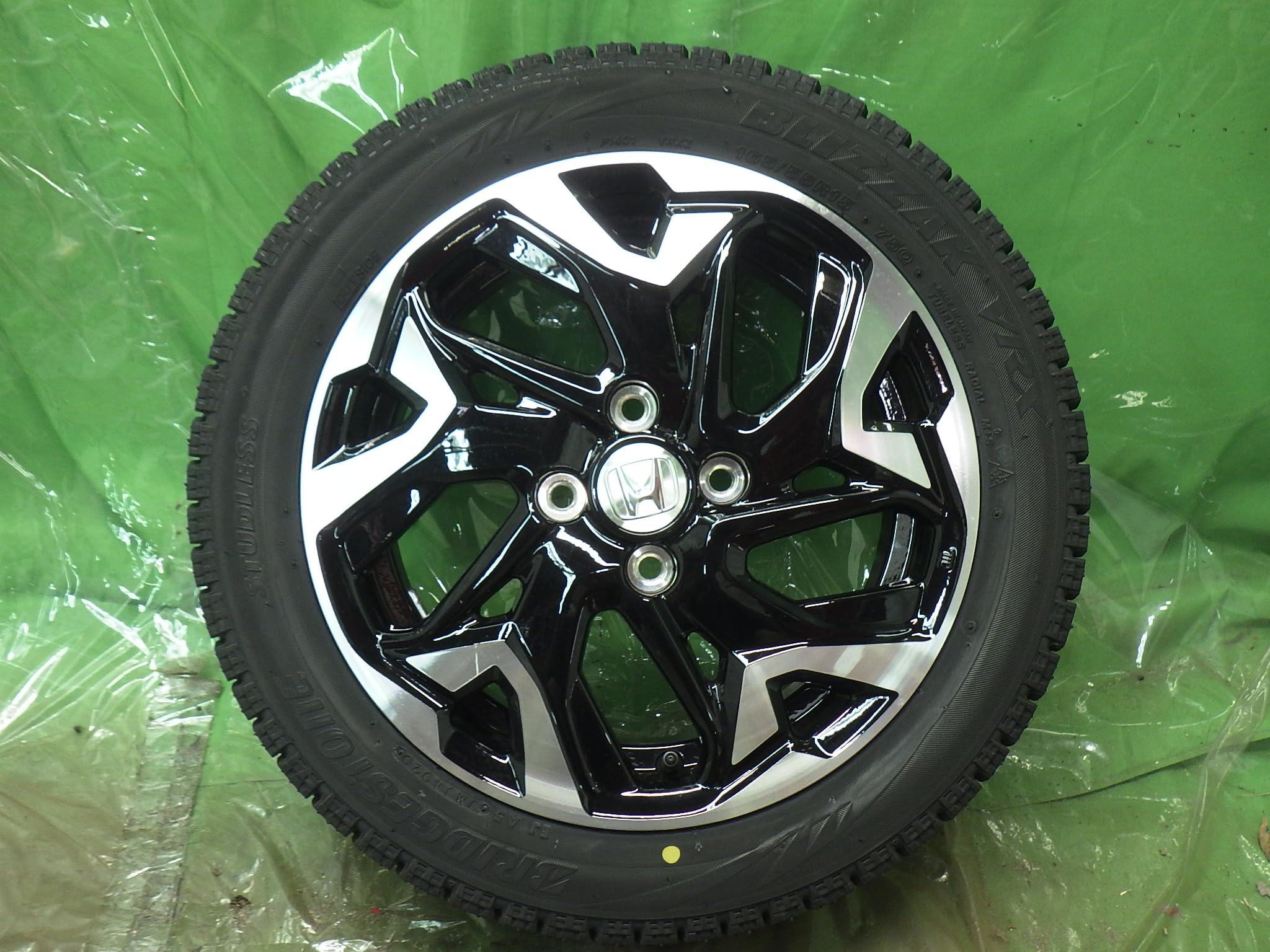 BS BLIZZAK VRX⁄VRX2 165⁄55R15】スタッドレス【HONDA N-BOX 純正