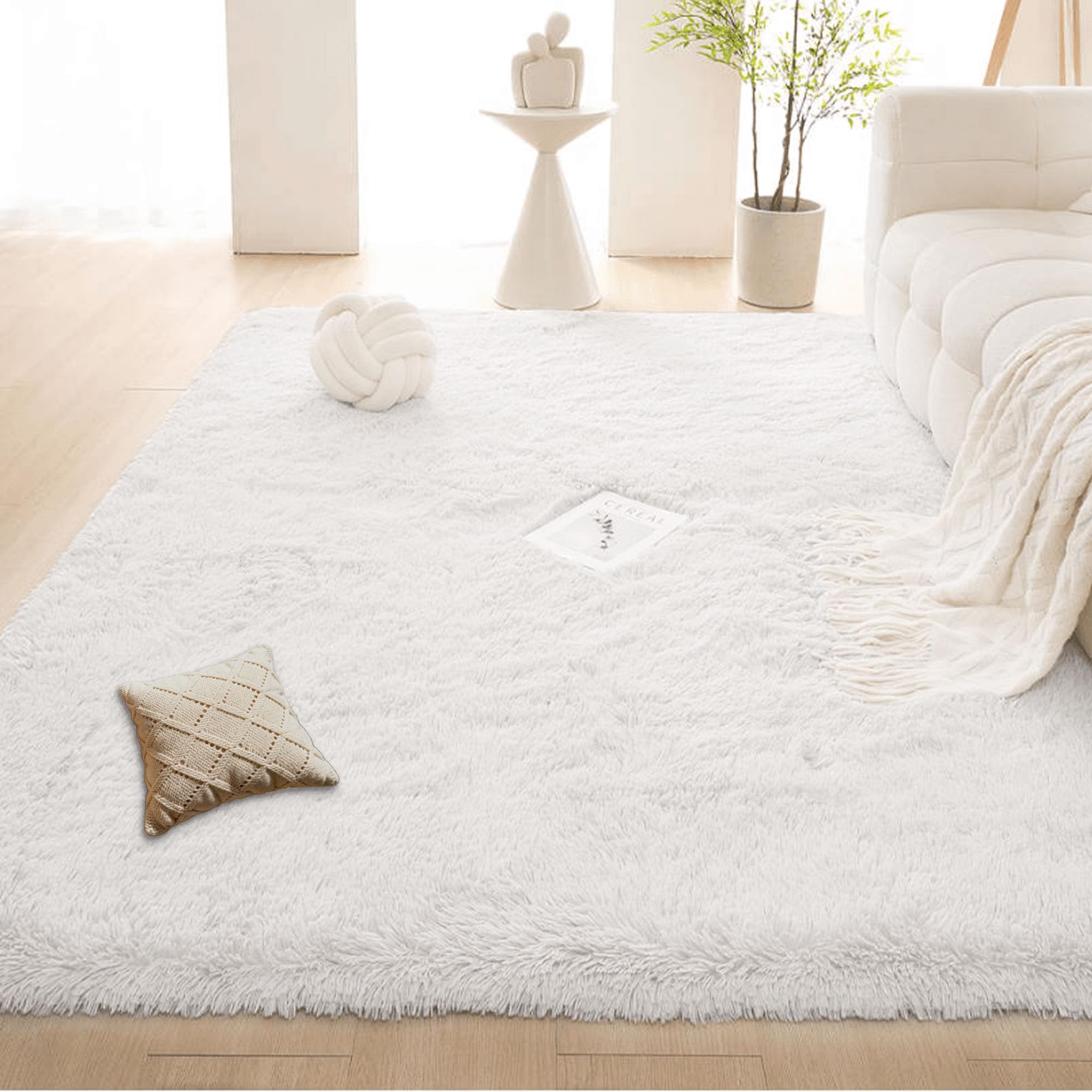 Tapis de salon moderne blanc d'exception, texture Shaggy 210x250