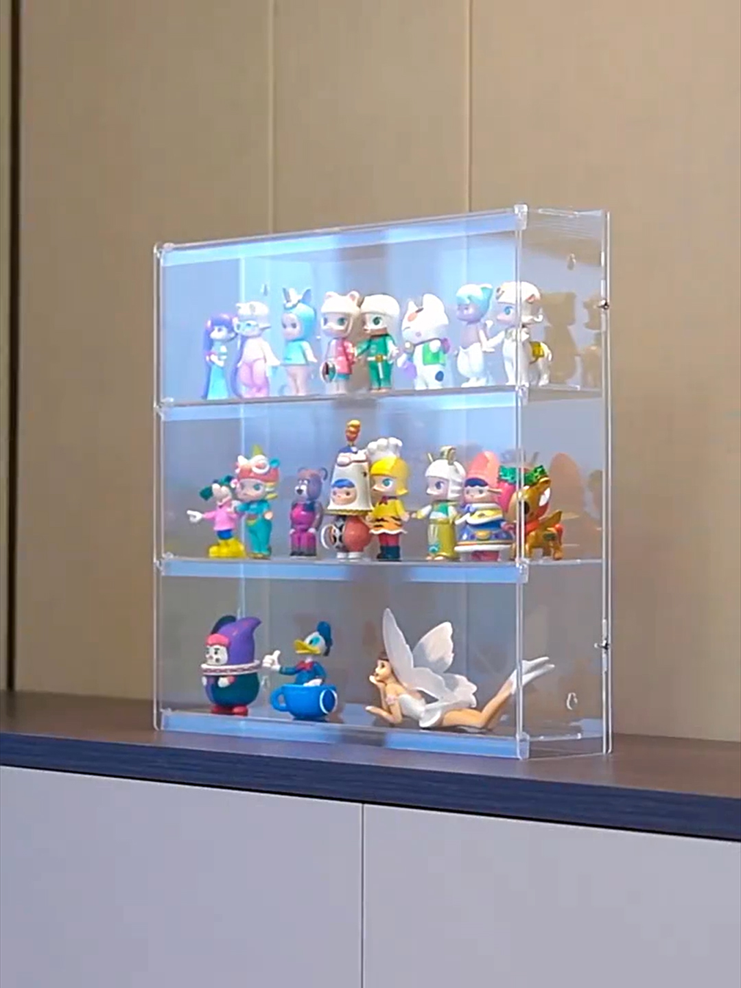 Amazon.com: Choowin 3 Layer Wall Shelf Clear Acrylic Display Case