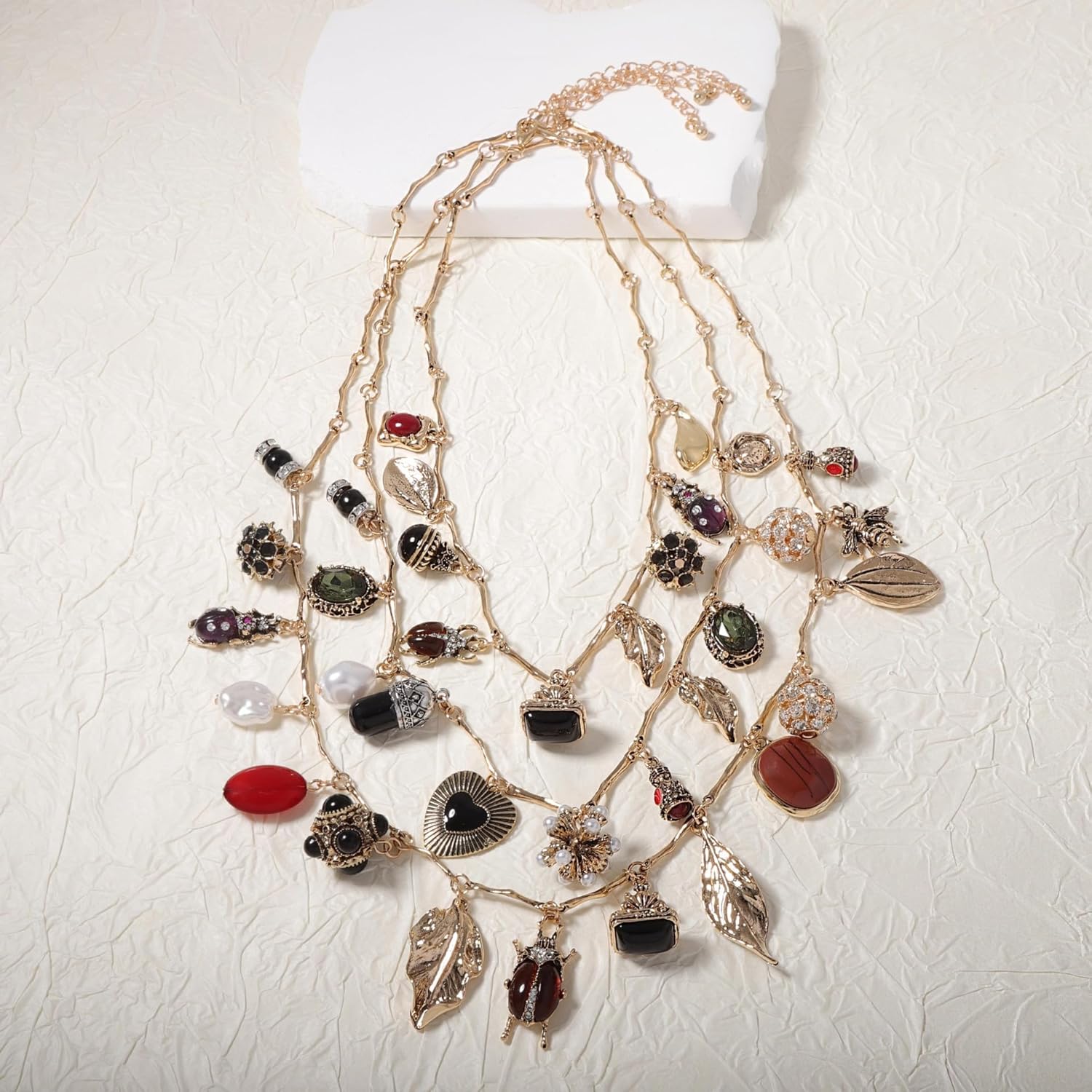 Vintage Style Charm Necklace Set Layered Gold Chain with Crystal and Pearl Heart Beaded Pendant Boho Long Chain Necklace for Women - Image 4