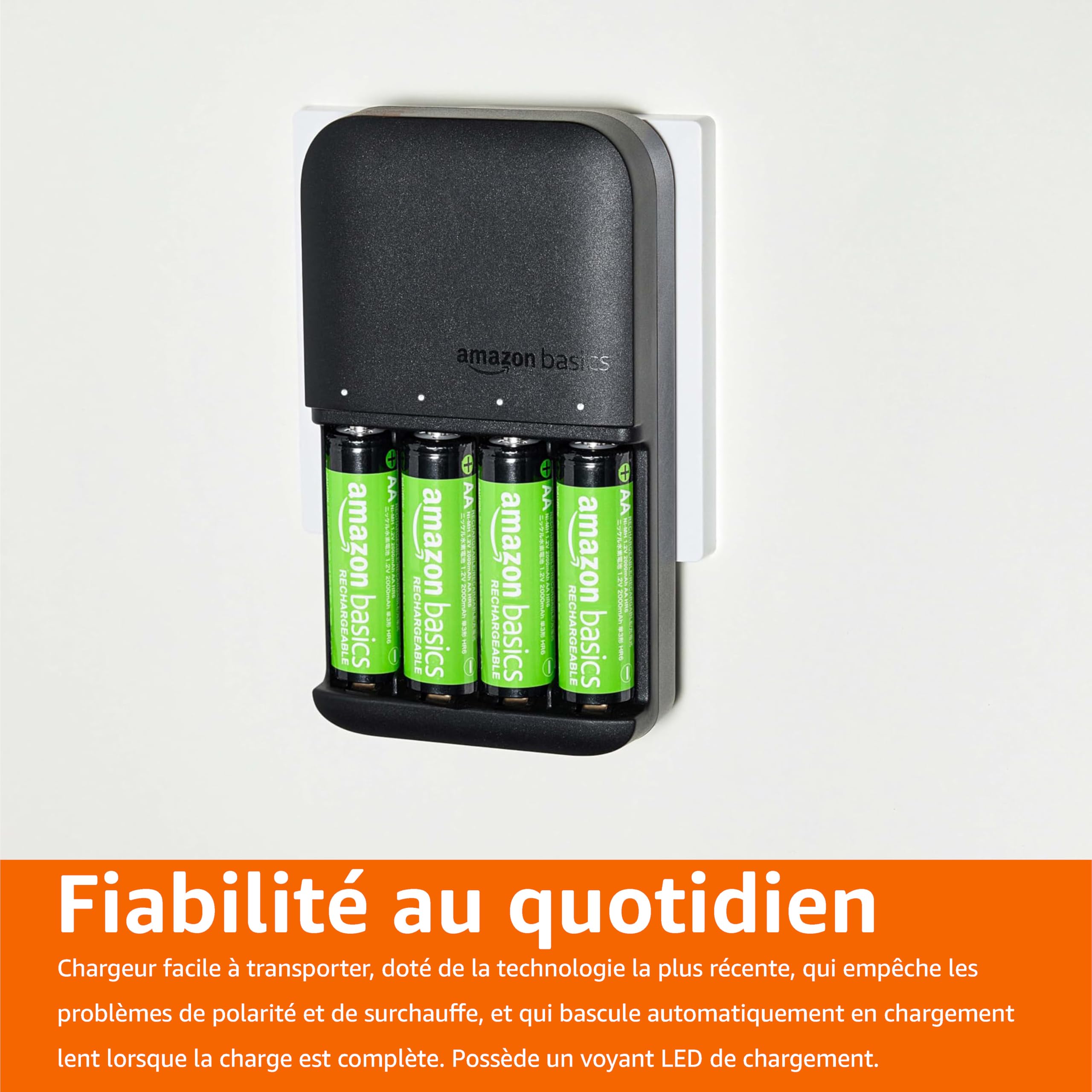 Amazon Basics NiMH rechargeables batteries (4 AAA 800mAh + 4 AA 2000mAh) avec chargeur à 4 emplacements, prise européenne, lot de 8, Noir