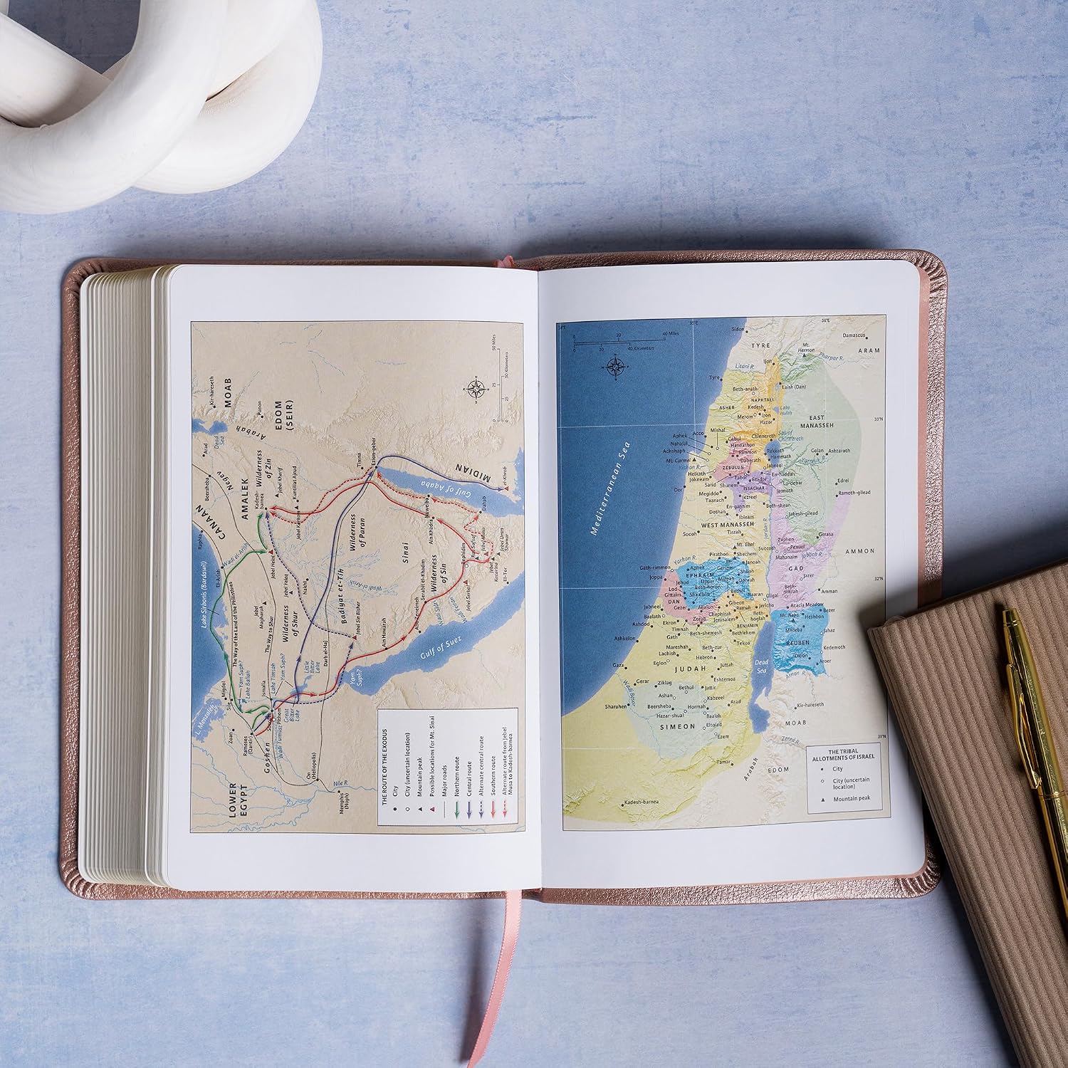 NASB Personal Size Bible, Rose Gold LeatherTouch, Red Letter, Presentation Page, Sewn Binding, Footnotes, Full-Color Maps, Easy-to-Read Bible Karmina Type