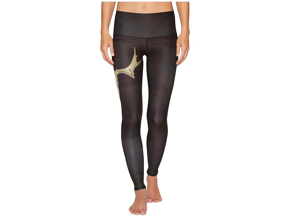 

teeki Deer Medicine Hot Pants (Charcoal) Women's Workout