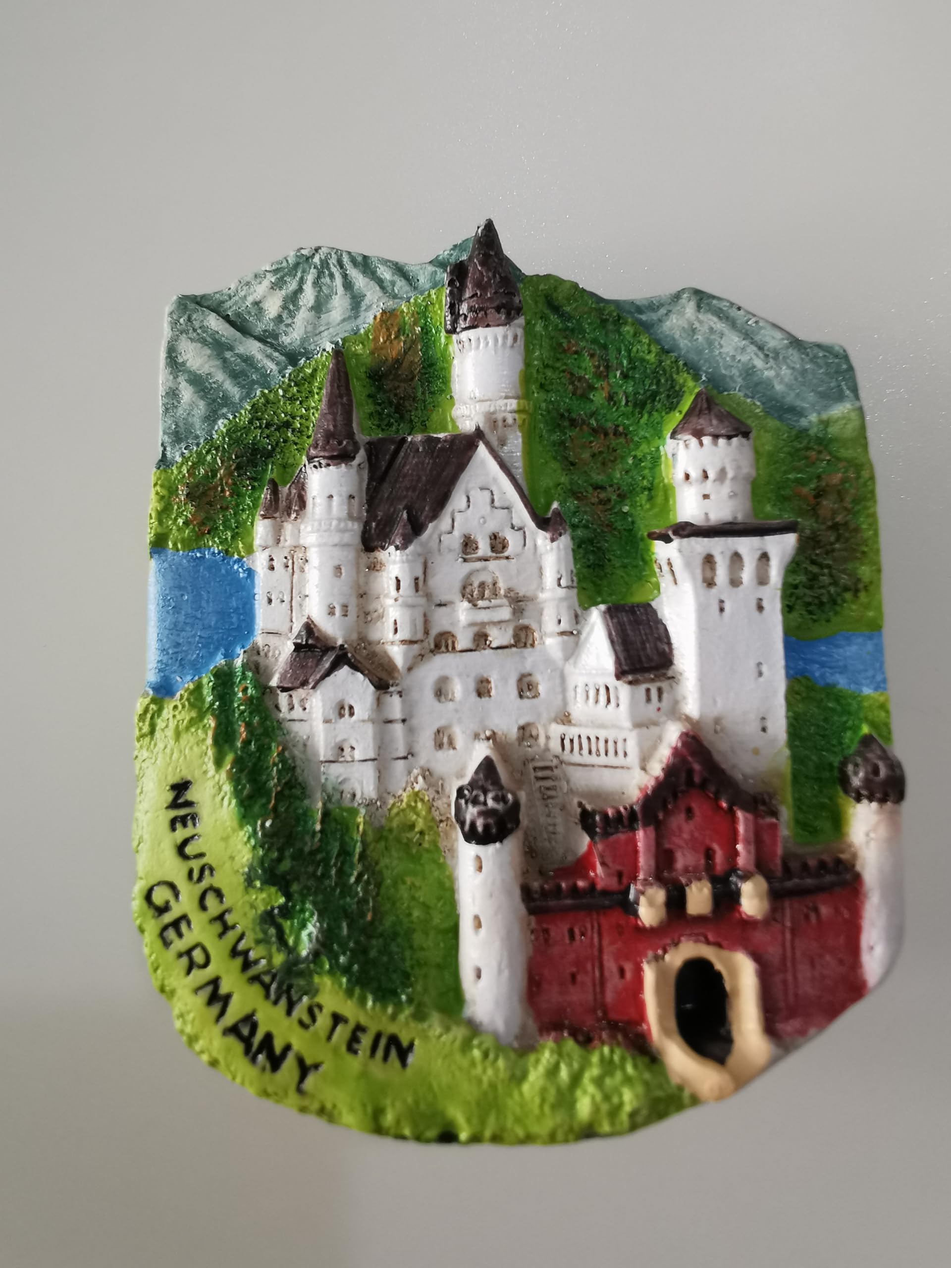 Maxi-Solutions Neuschwanstein Castle Germany 3D Fridge Magnet - Hand-Painted Resin Bavarian Alps Landmark - Decorative Fairy Tale Castle Travel Gift 5.5 X 6.3 Cm