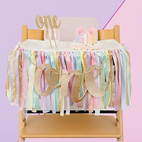 PapaKit Juego de silla alta de primer cumpleaños de arcoíris mágico para niñas (sombrero de corona, adorno de pastel, pancarta, guirnalda)