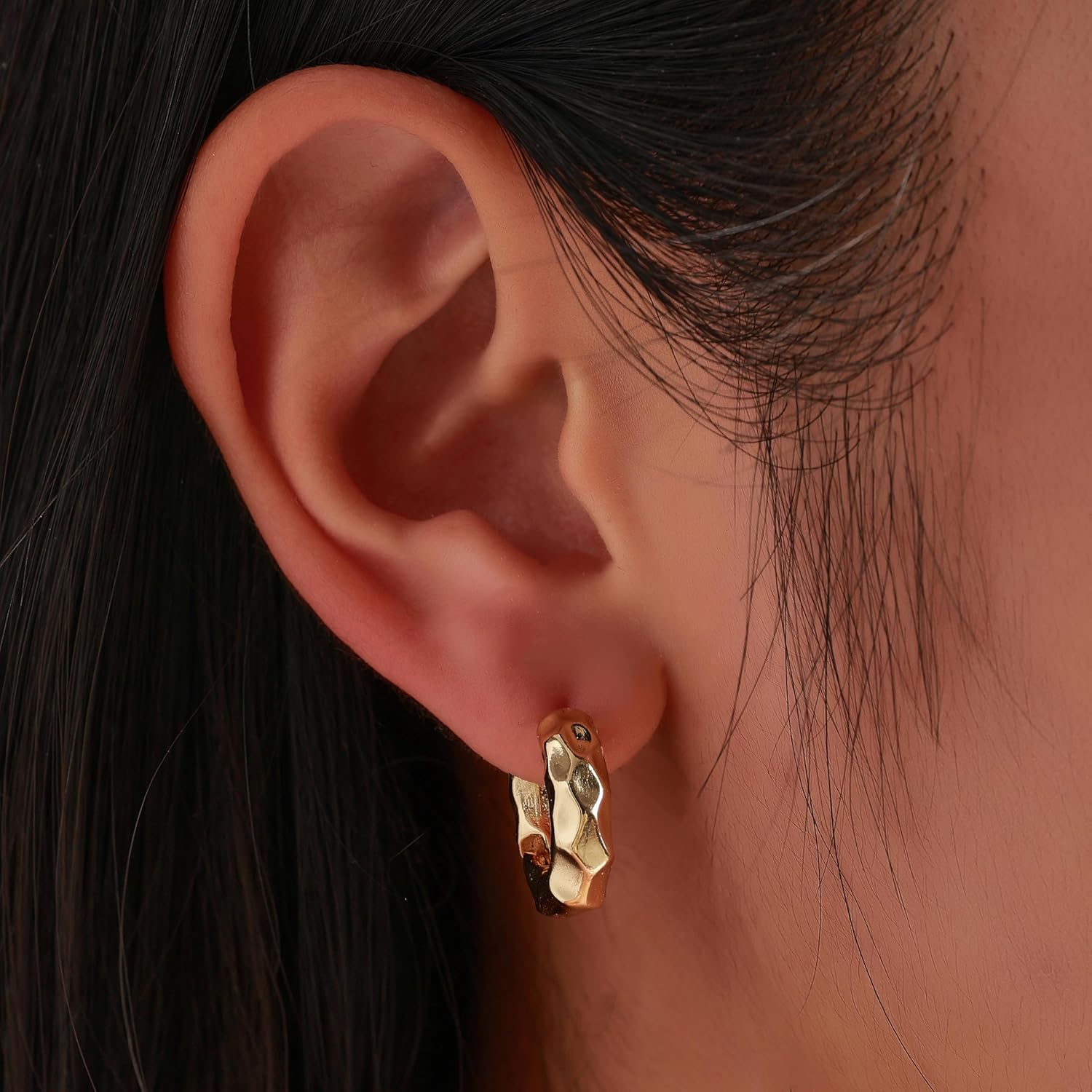 3 Pairs Gold Chunky Hoop Earrings Set for Women, 14K Gold Plated Hoop Earrings, Hypoallergenic Trendy Gold Earrings Set - Image 6