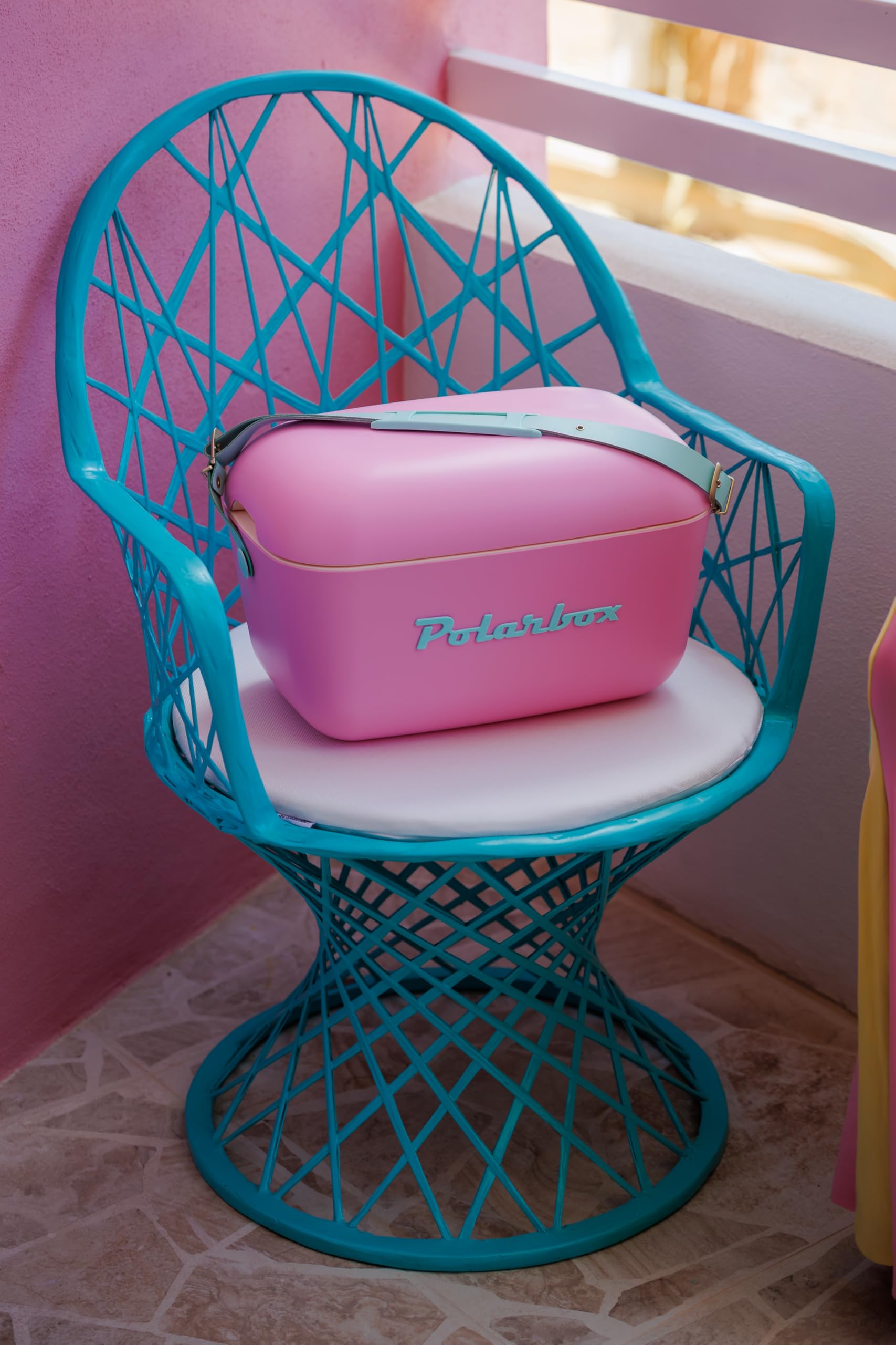 Polarbox Nevera de 20 L, caja de hielo, nevera grande, para picnic, playa, camping, jardín, caja de almacenamiento fresca, color rosa chicle, cian pop
