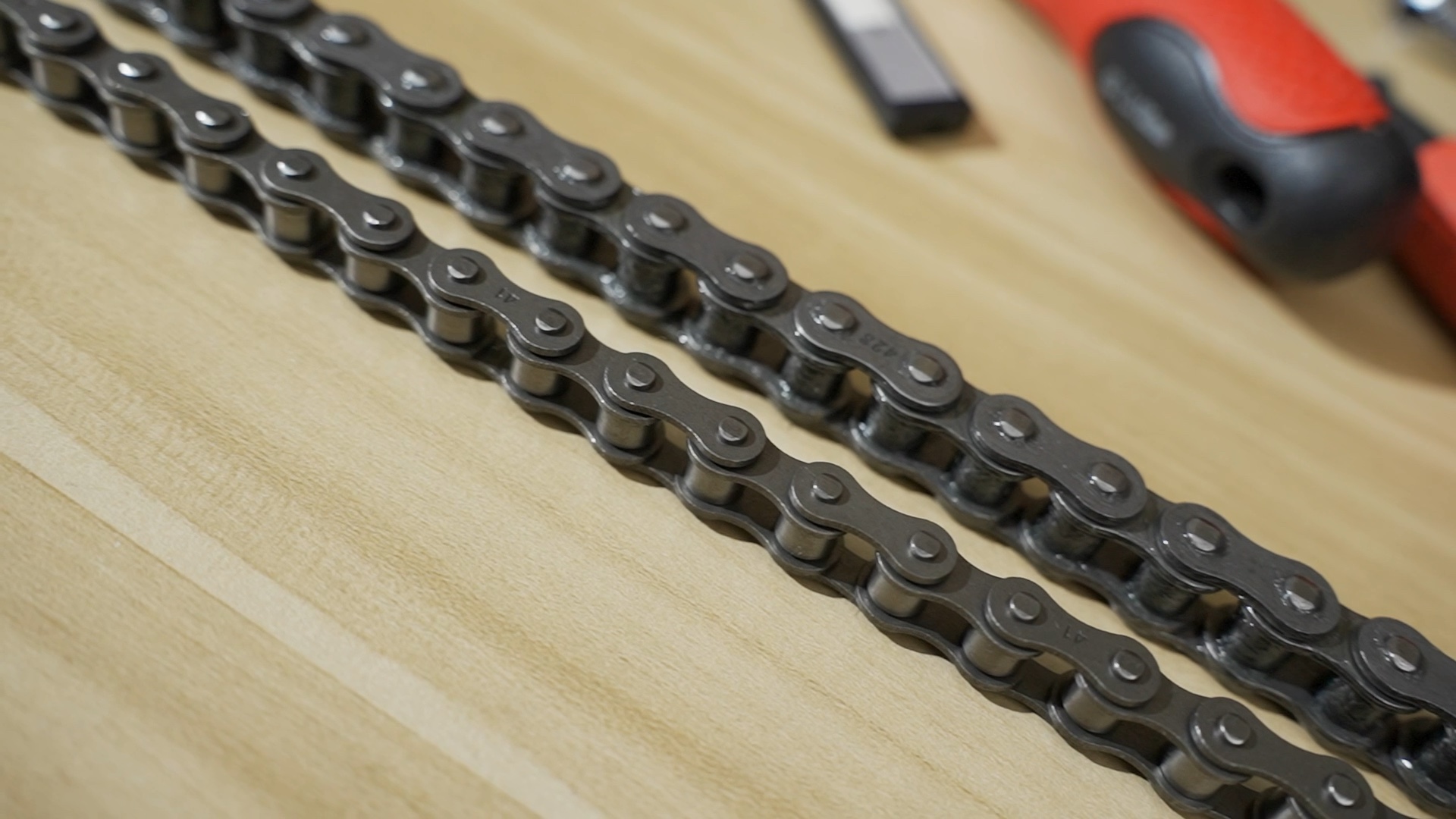 Image of Tandefio #40 20 ft Roller Chain for Gate Openers Carbon Steel Operator Chain with 2 Connecting Links for Extension Replacement Electric Automatic Sliding Gate Opener Garage Hanger Door Karts Bike