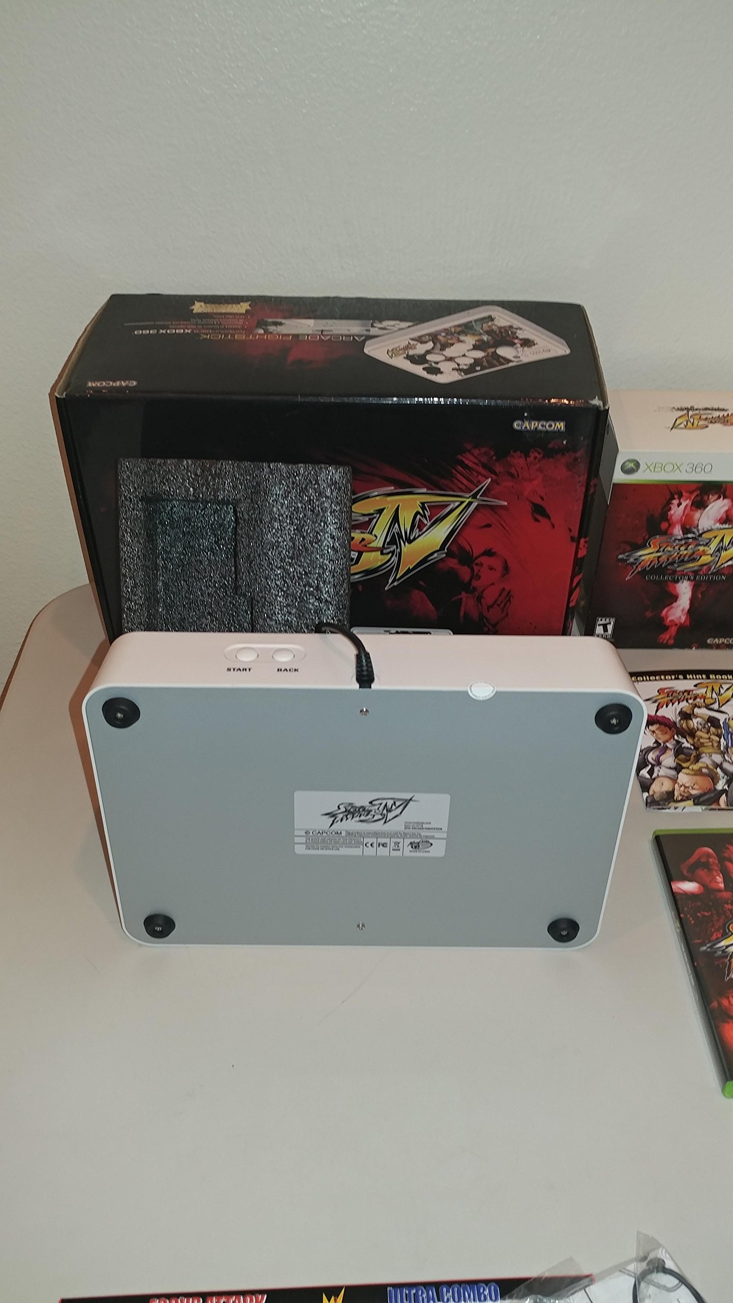 Ultra street fighter IV arcade fightstick tournament édition 2 mad catz