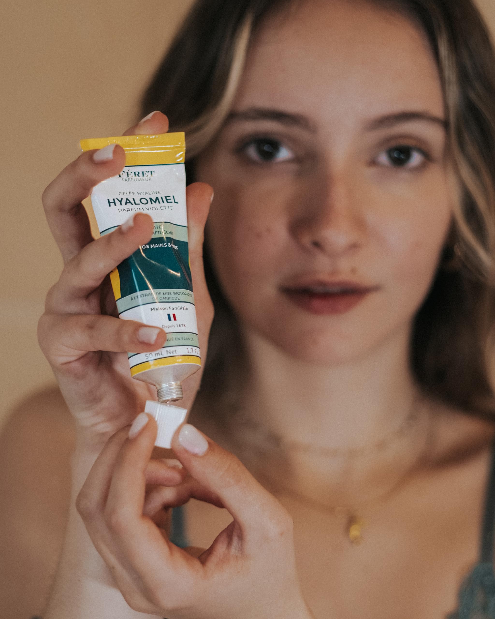 Amazon.com : Feret Le Hyalomiel Gel Moisturizer – Violette