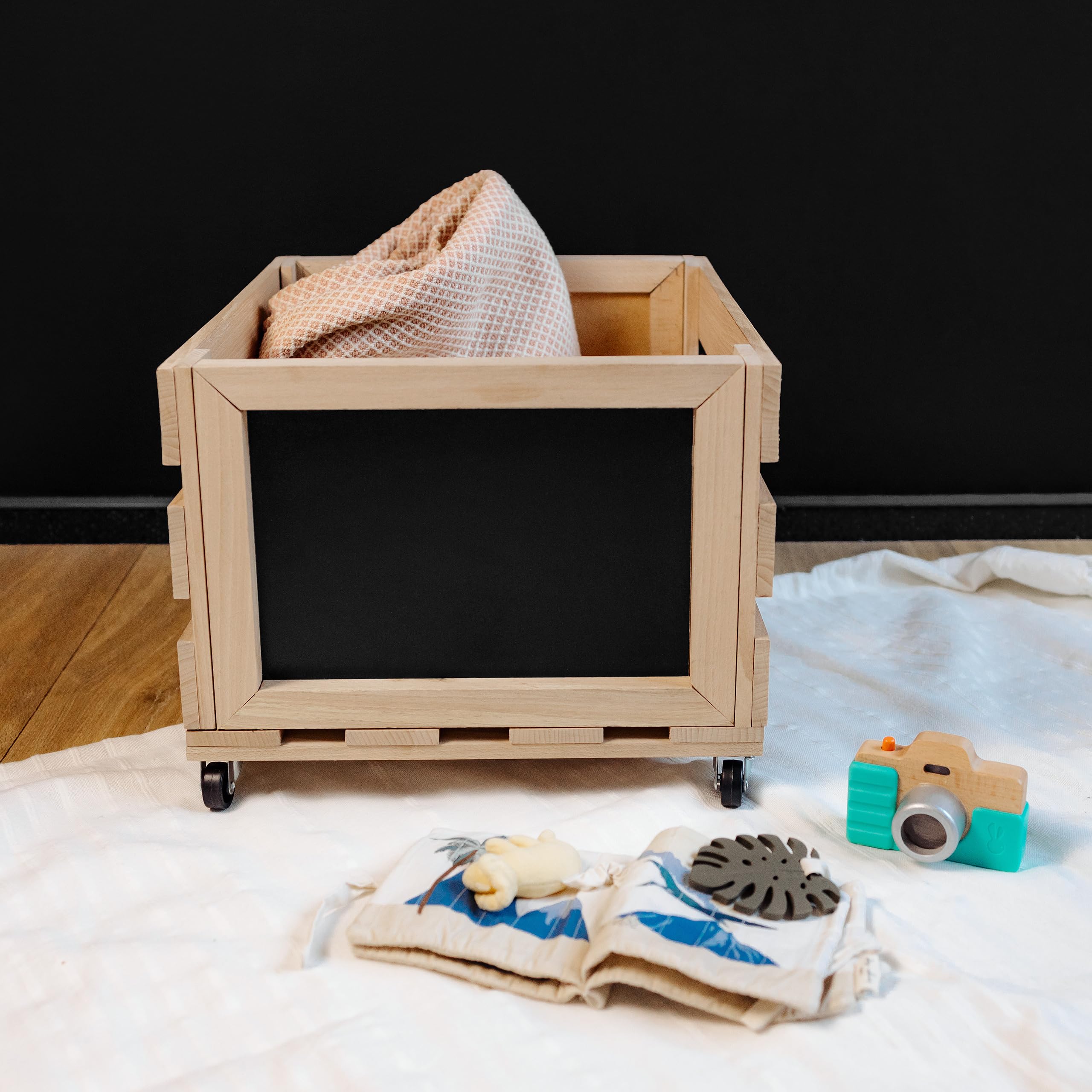 Creative Deco Porta Vinili con Lavagna e Ruote, 46 x 36 x 29 cm | In legno di faggio, con lavagna e ruote, capacità fino a 80 dischi, contenitore da terra