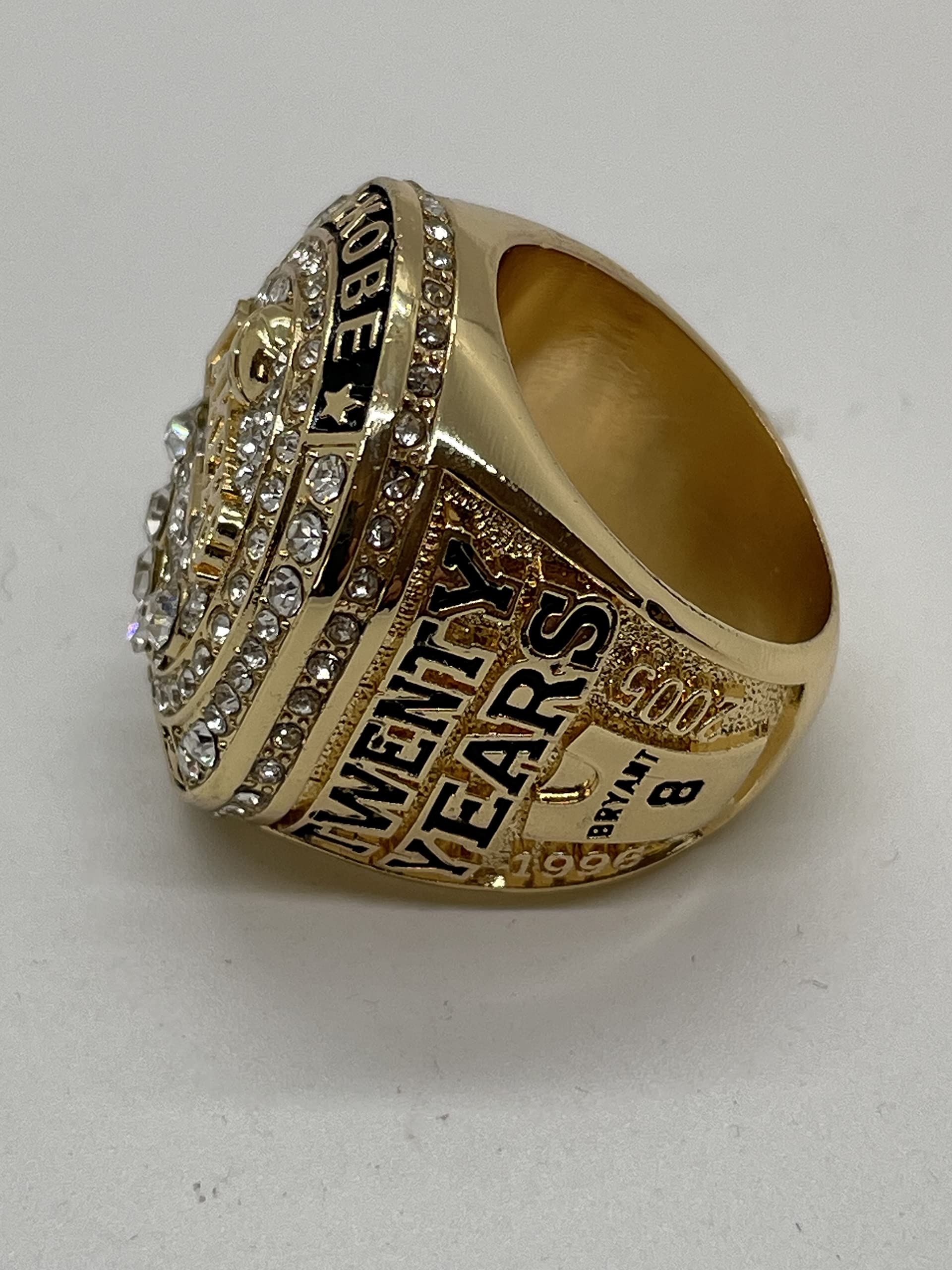 Los Angeles Lakers Replica NBA 20 Years Black Mamba Ring