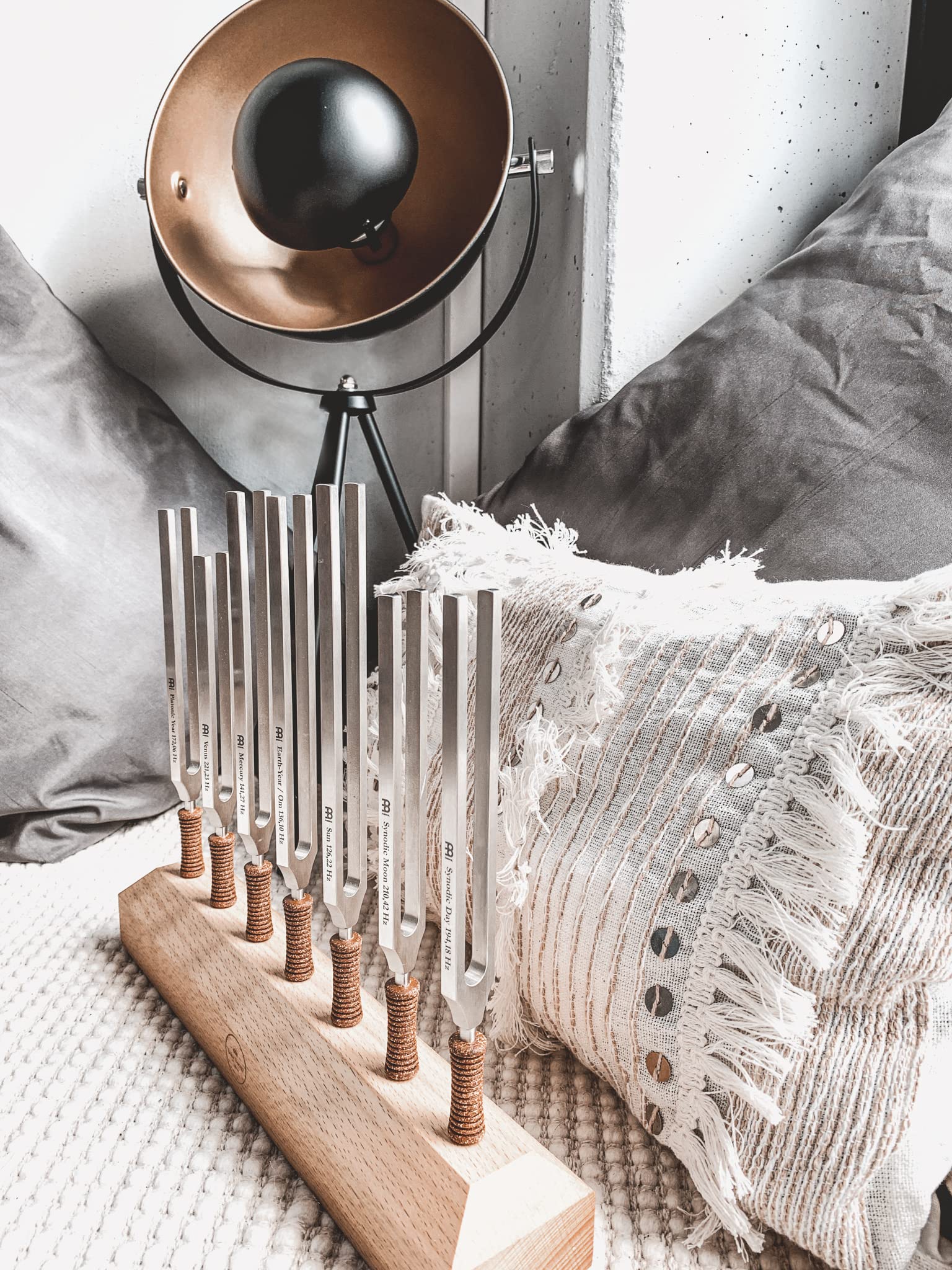 Planetary Therapy Tuning Fork Holder (Holds 2 Pieces) — MADE IN EUROPE — For Meditation, Sound Healing and Yoga, Beech Wood