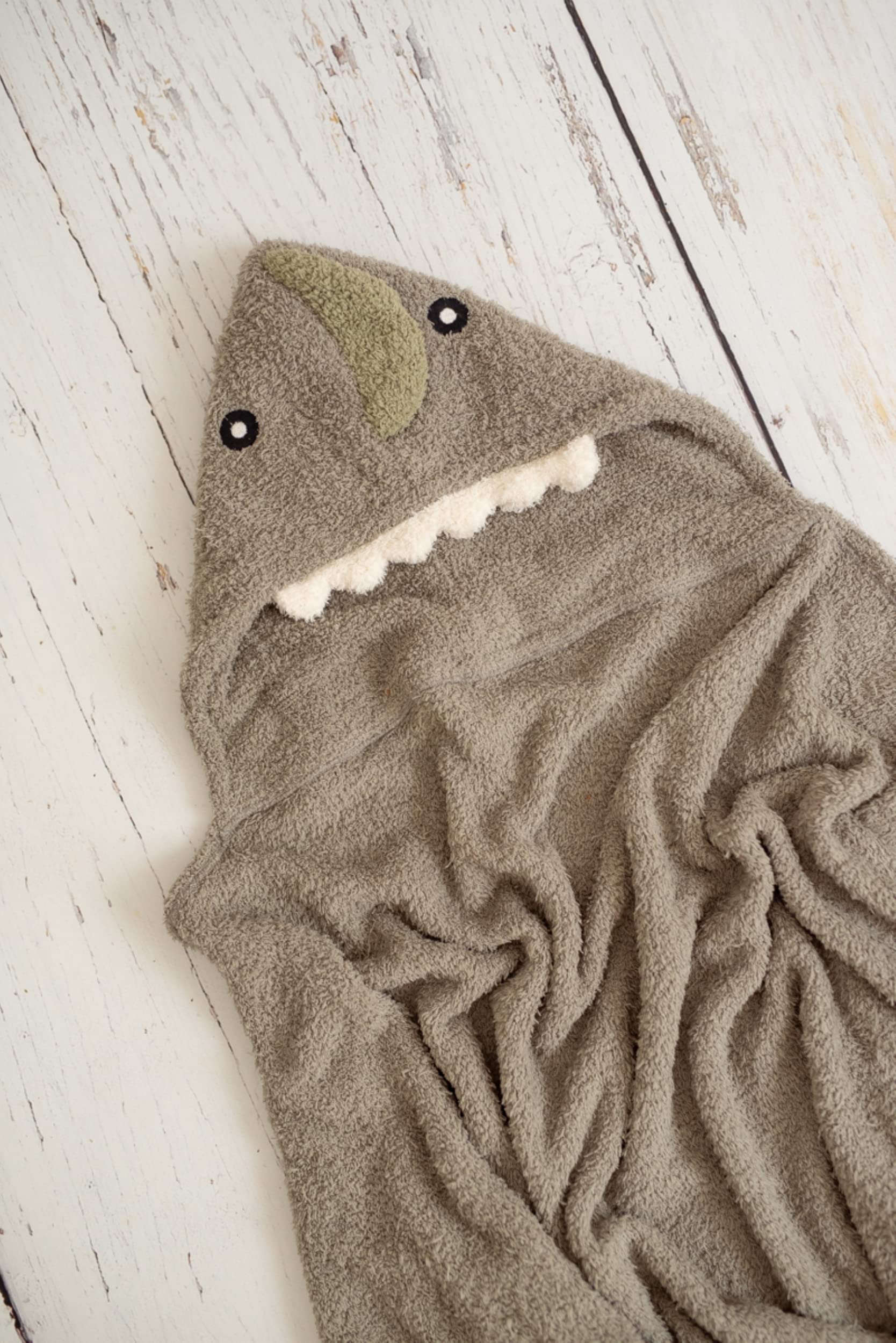 CROCHETTS – Serviette Dino Enfant 148x118 cm Grise | Cape de Bain Dinosaure à Capuche, Douce, absorbante et à séchage Rapide