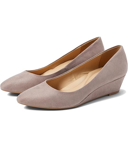 slip on closed toe wedges